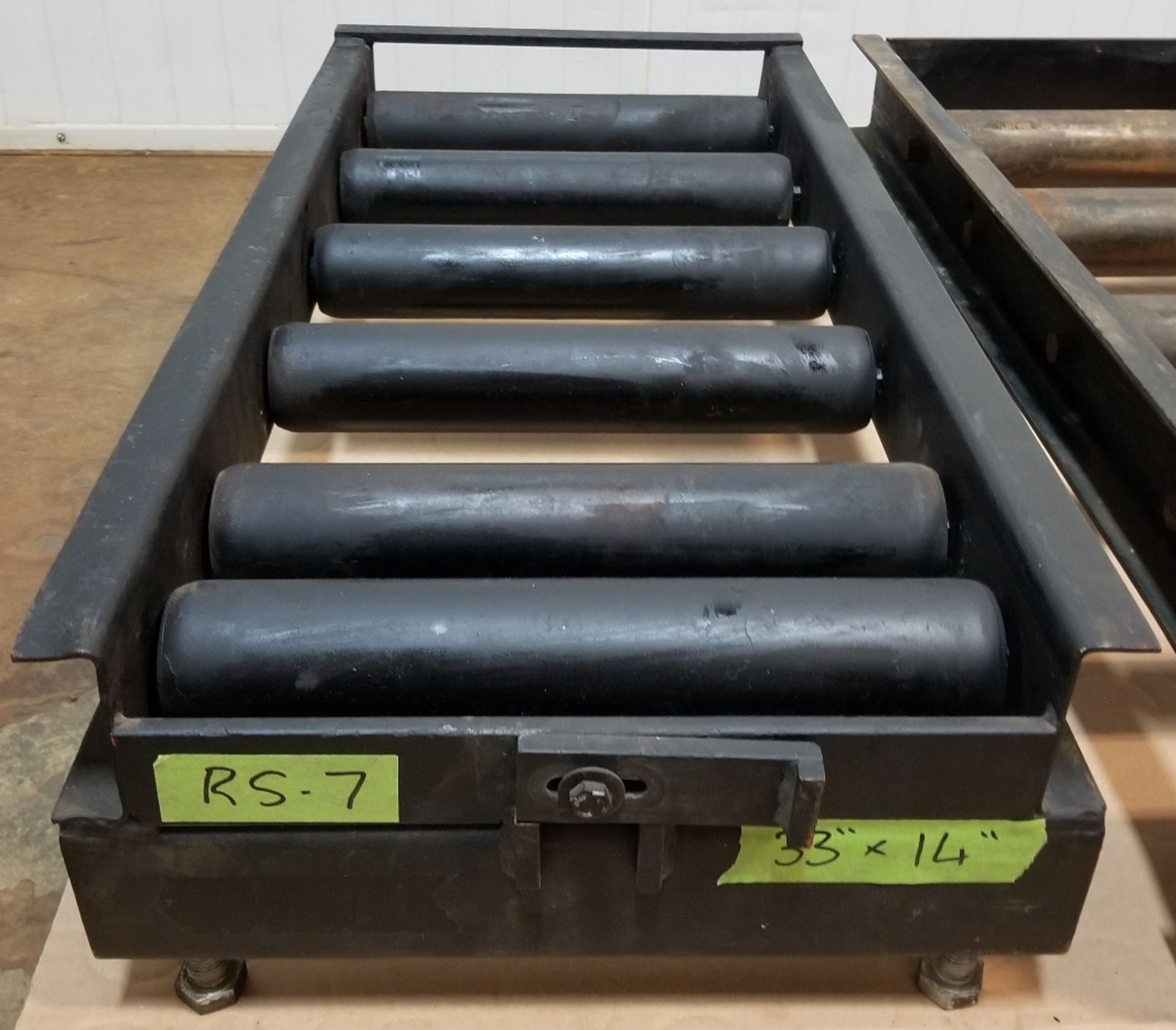 33"X14" FORKLIFT BATTERY ROLLER STAND [UNIT RS-7]