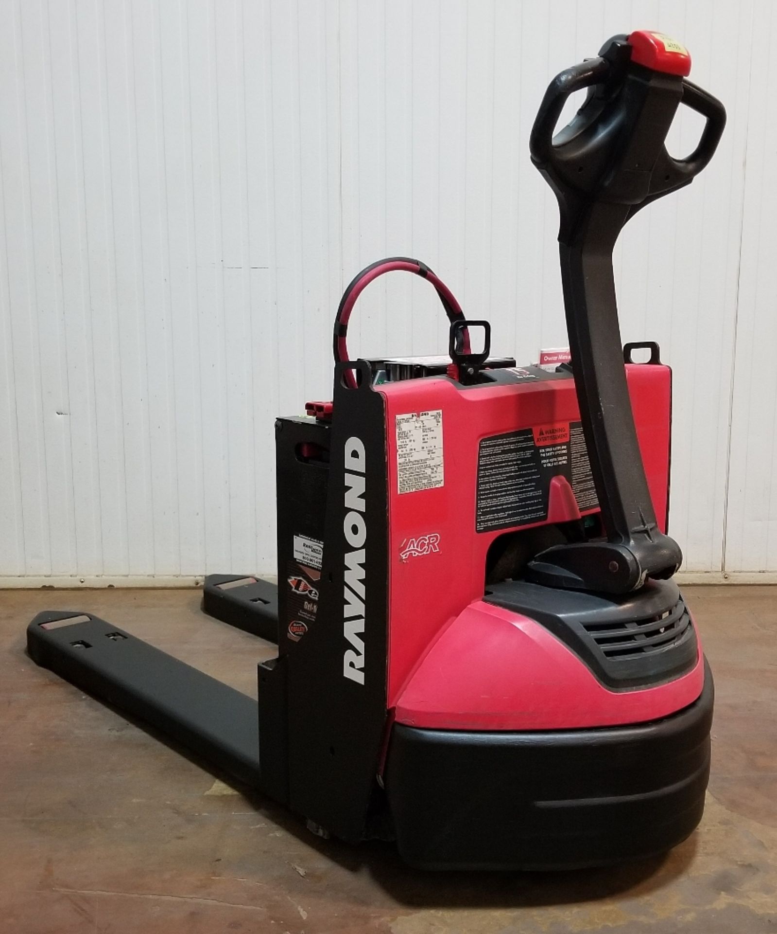 RAYMOND (2018) 8210 4,500 LB. CAPACITY 24V ELECTRIC WALK-BEHIND PALLET TRUCK WITH 120V PLUG-IN