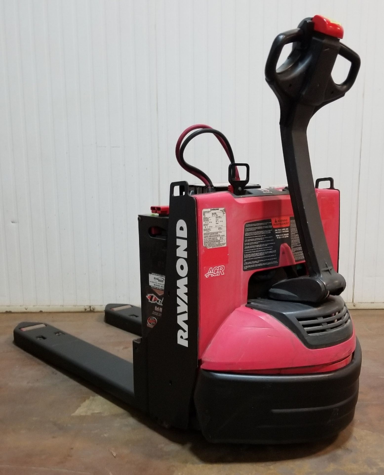 RAYMOND (2017) 8210 4,500 LB. CAPACITY 24V ELECTRIC WALK-BEHIND PALLET TRUCK WITH 120V PLUG-IN