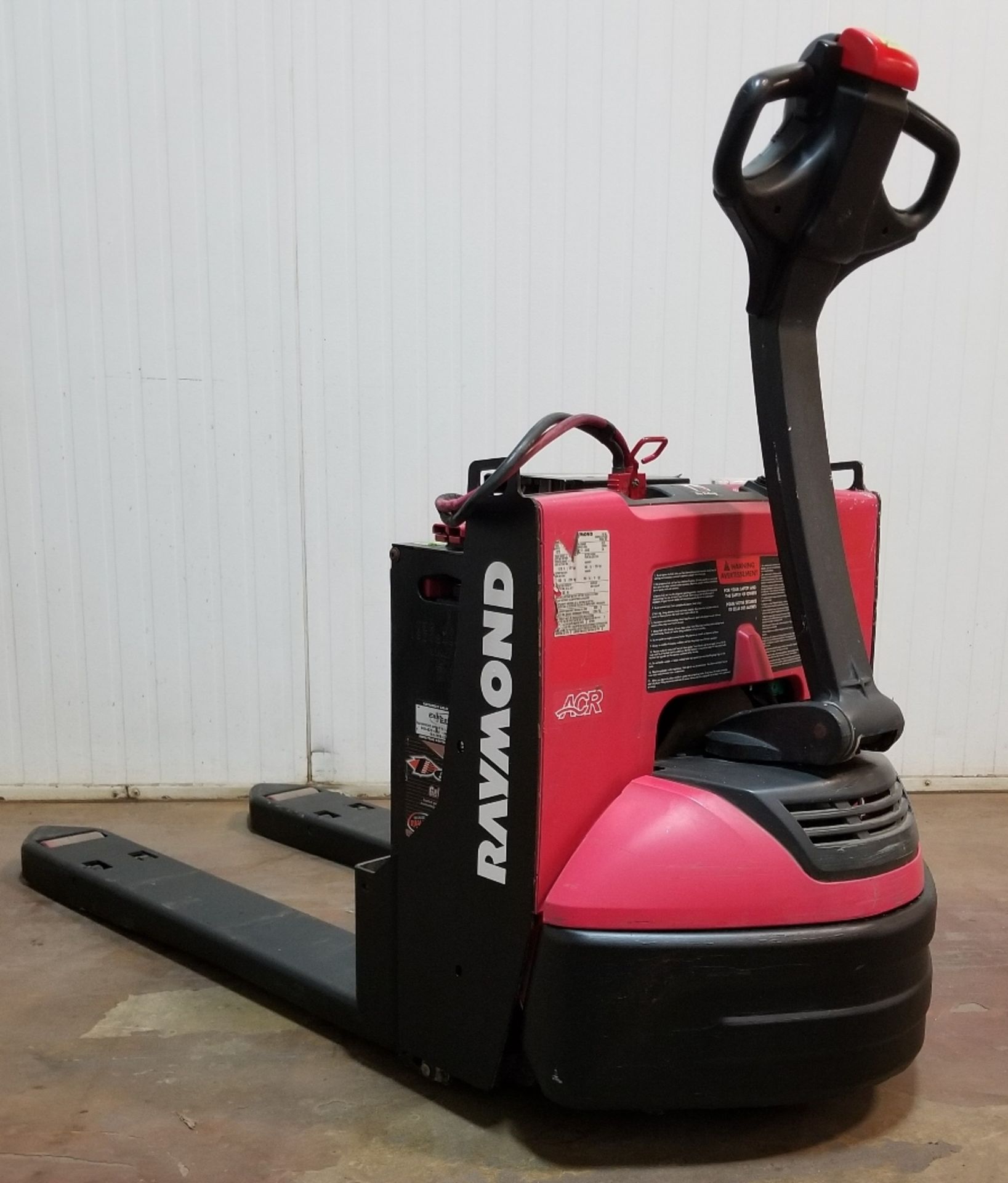 RAYMOND (2017) 8210 4,500 LB. CAPACITY 24V ELECTRIC WALK-BEHIND PALLET TRUCK WITH 120V PLUG-IN