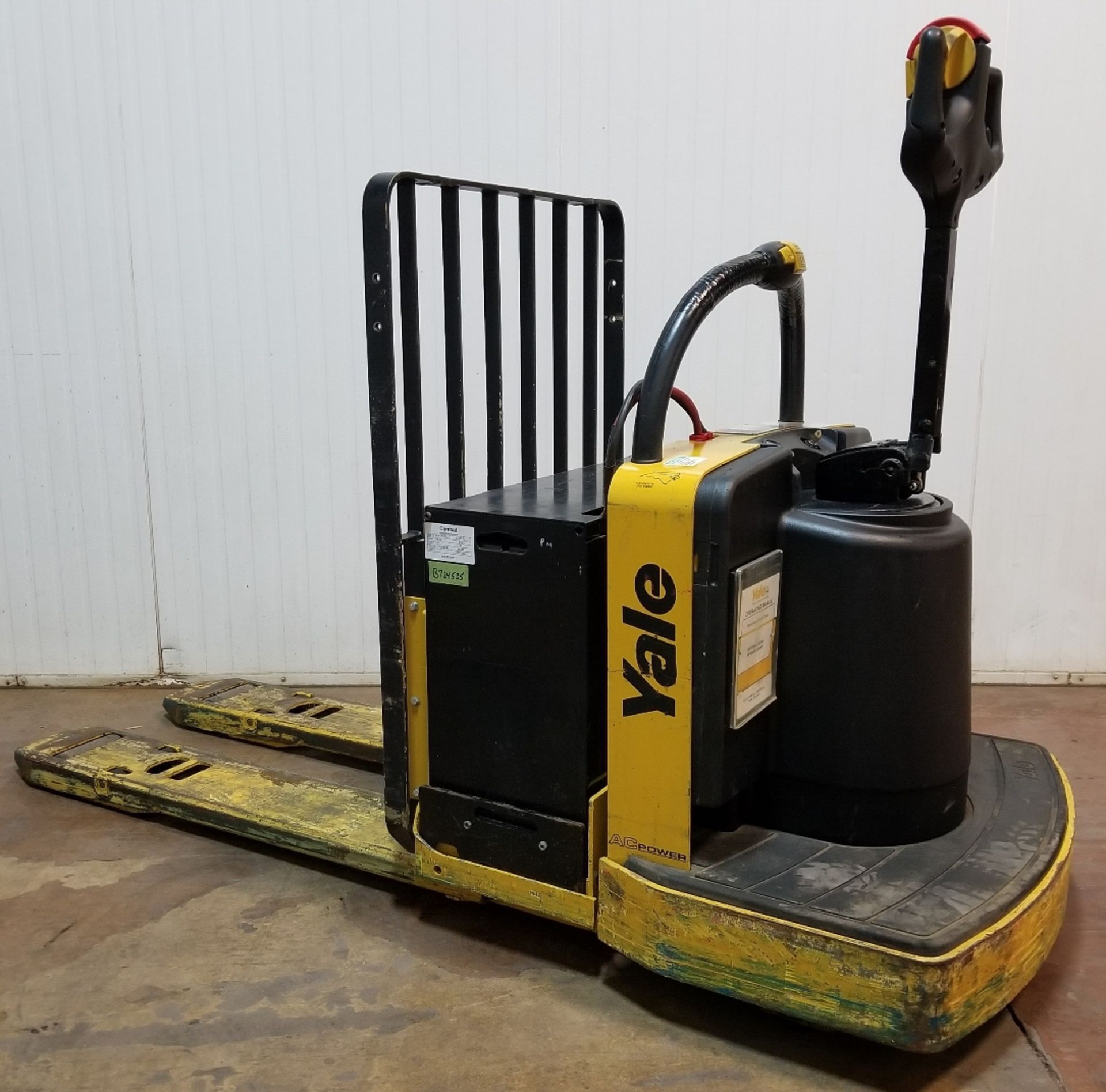 YALE (2009) MPE060L 6,000 LB. CAPACITY 24V ELECTRIC WALK-BEHIND PALLET TRUCK WITH 8,975 HOURS ( - Image 2 of 2