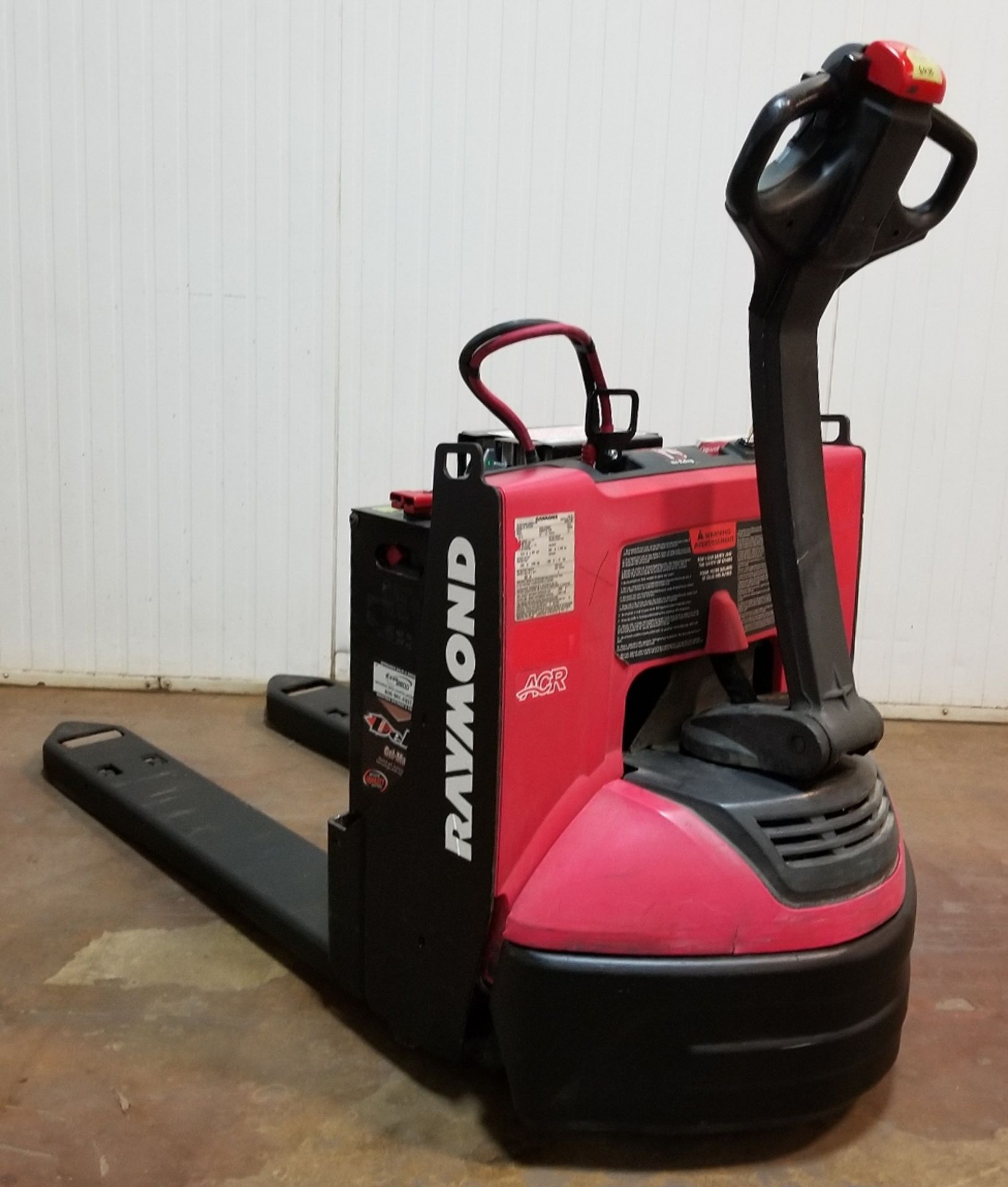 RAYMOND (2018) 8210 4,500 LB. CAPACITY 24V ELECTRIC WALK-BEHIND PALLET TRUCK WITH 120V PLUG-IN