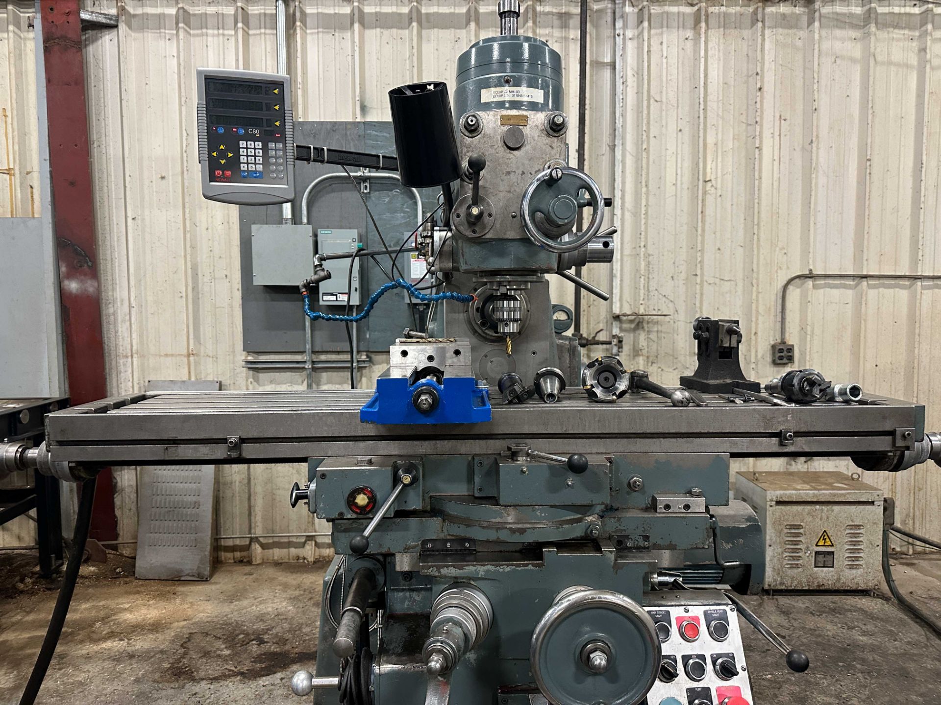VARNAMO V-2H UNIVERSAL MILLING MACHINE WITH 12"X60" TABLE, VERTICAL SPINDLE SPEEDS TO 2400 RPM, - Image 6 of 15