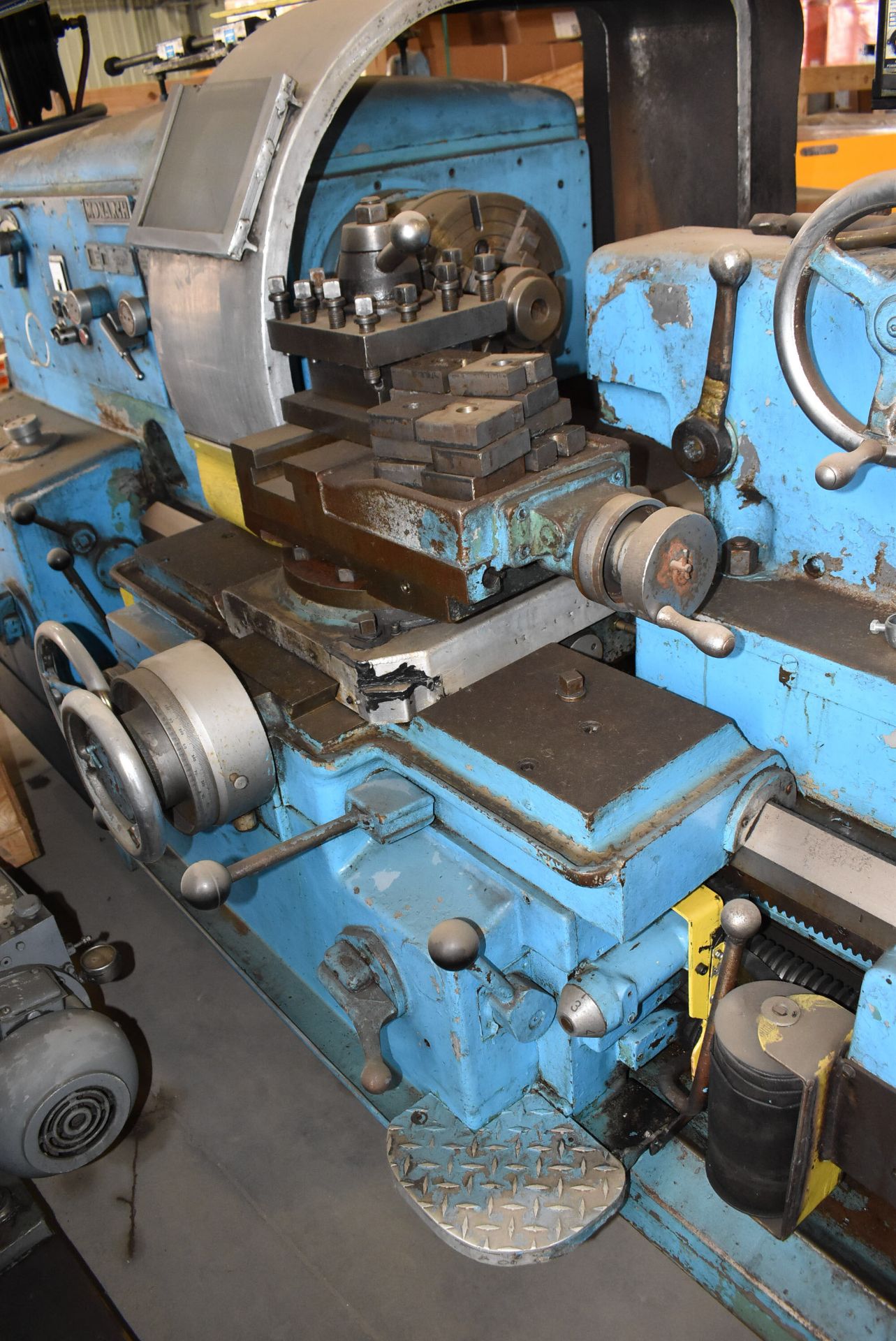 MONARCH 3220X216 ENGINE LATHE WITH 32" SWING OVER BED, 216" DISTANCE BETWEEN CENTERS, 3.5" SPINDLE - Image 3 of 19