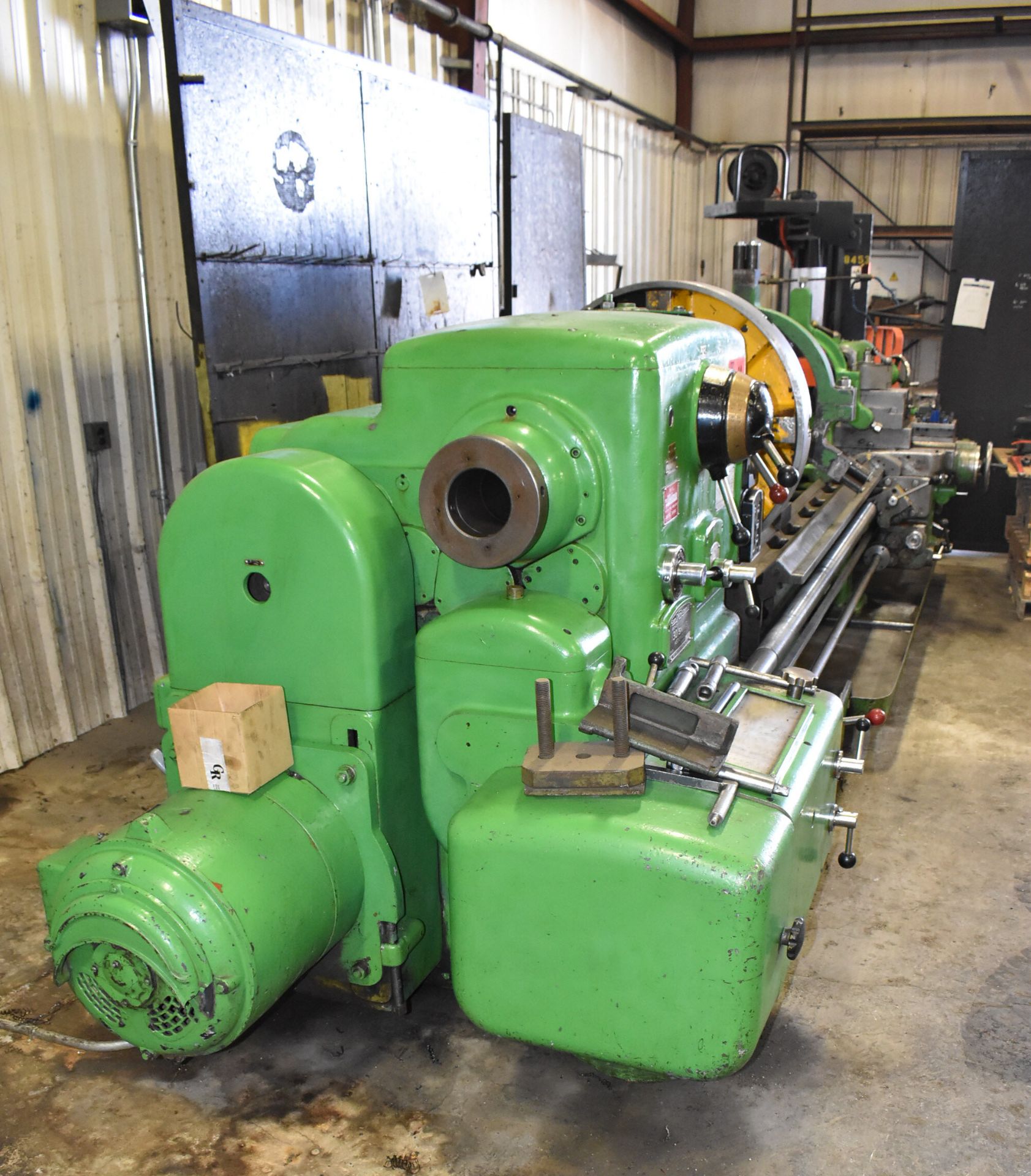 DEAN SMITH & GRACE TYPE 30X144 GAP BED ENGINE LATHE WITH 30" SWING OVER BED, 144" DISTANCE BETWEEN - Image 8 of 8