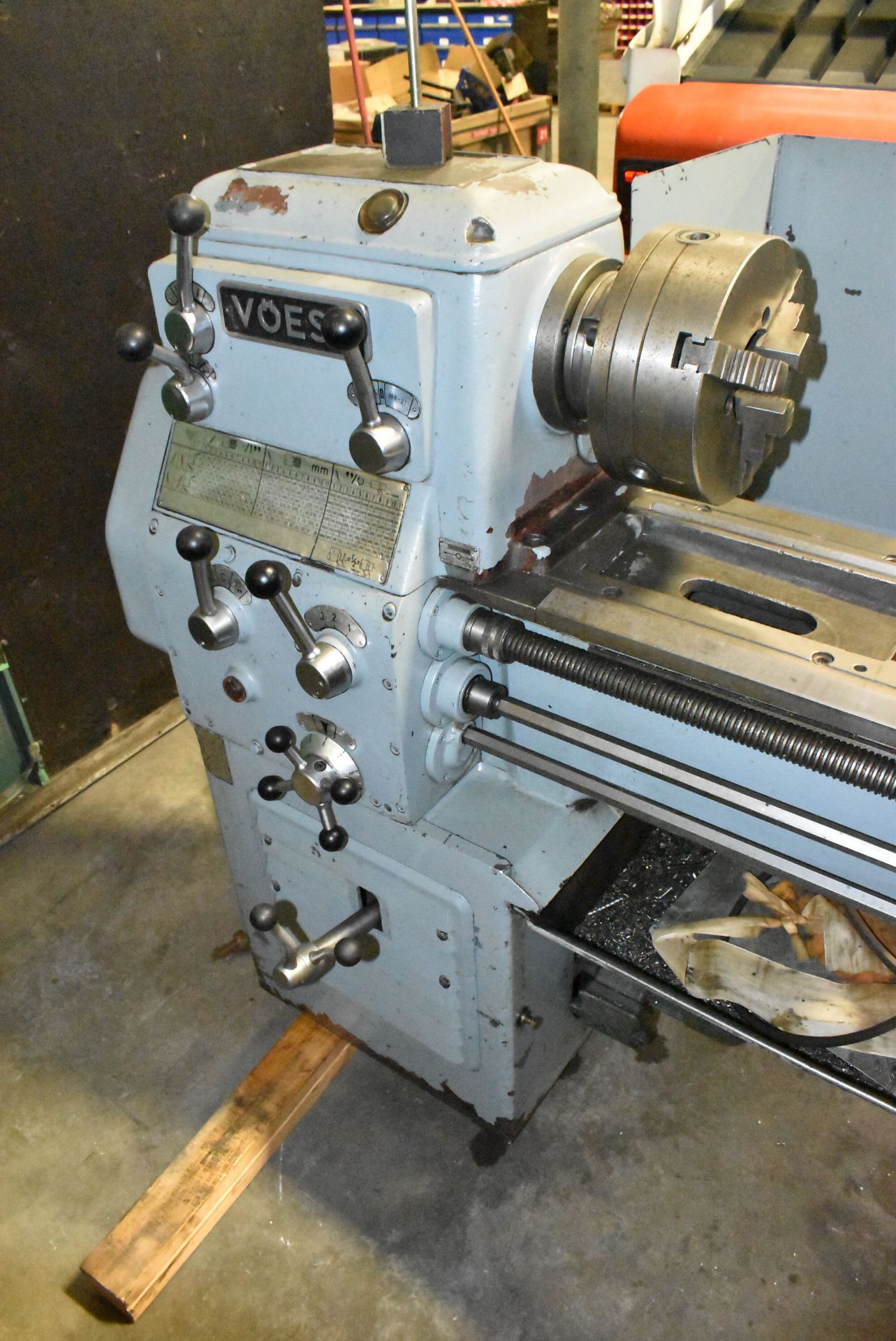 VOEST GAP BED ENGINE LATHE WITH 19" SWING OVER BED, 60" BETWEEN CENTERS,1.75" BORE, SPEEDS TO - Image 4 of 8