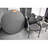 LOT/ ROUND TABLE WITH (4) CHAIRS