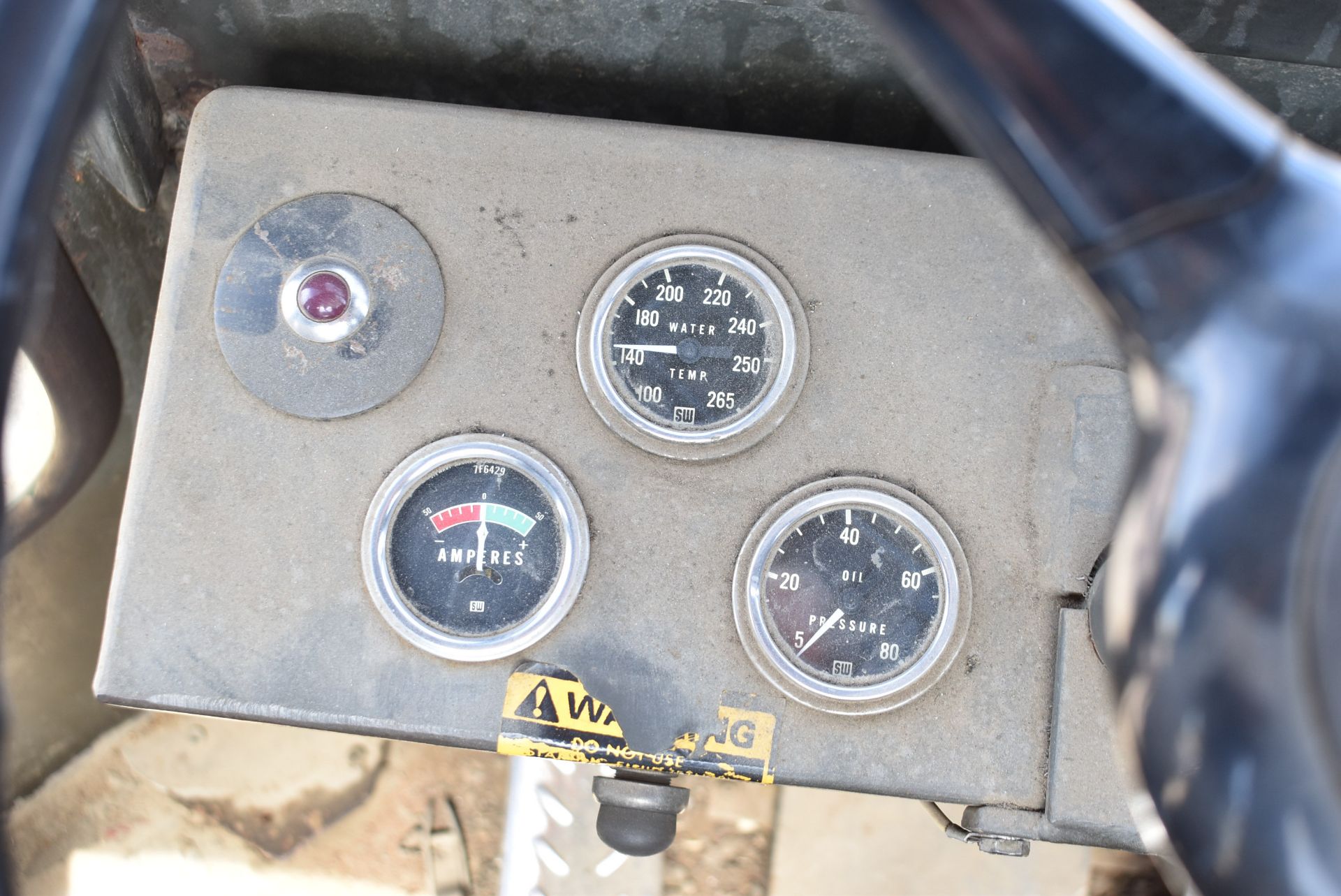 WINNDOM 201-1283 12,000LBS. CAPACITY ARTICULATING FRONT END LOADER WITH DETROIT DIESEL ENGINE, - Image 12 of 19