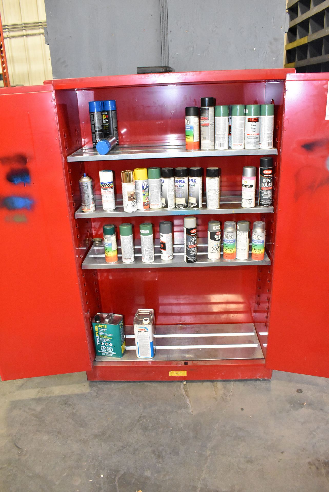 JUSTRITE 2 DOOR FLAMMABLE STORAGE CABINET - Image 2 of 2