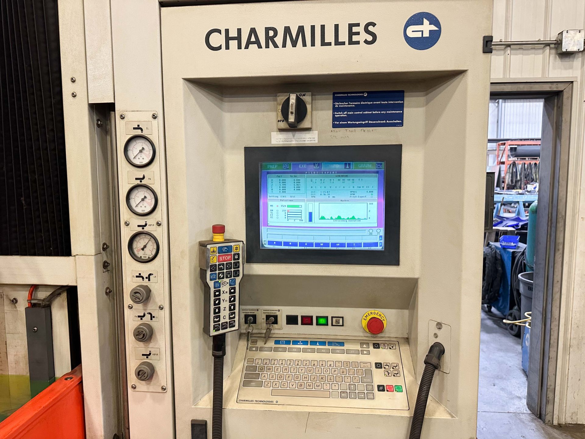 CHARMILLES (2002) ROBOFORM 35P CNC WIRE EDM WITH CNC CONTROL, PENDANT CONTROL, 16" X 20" TABLE, - Image 3 of 23