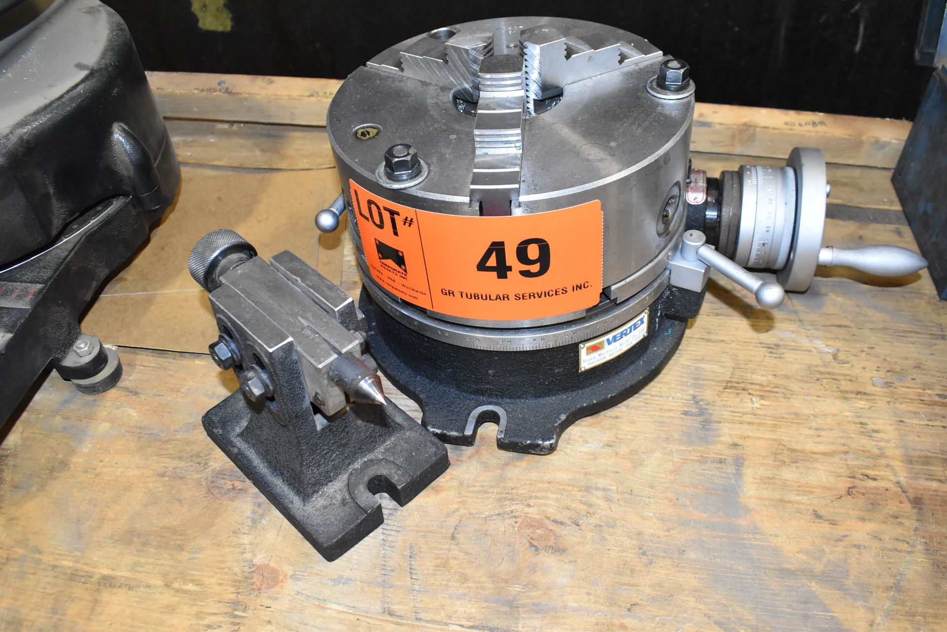 VERTEX 10" ROTARY TABLE WITH 10" 3 JAW CHUCK AND TAILSTOCK - Image 3 of 3