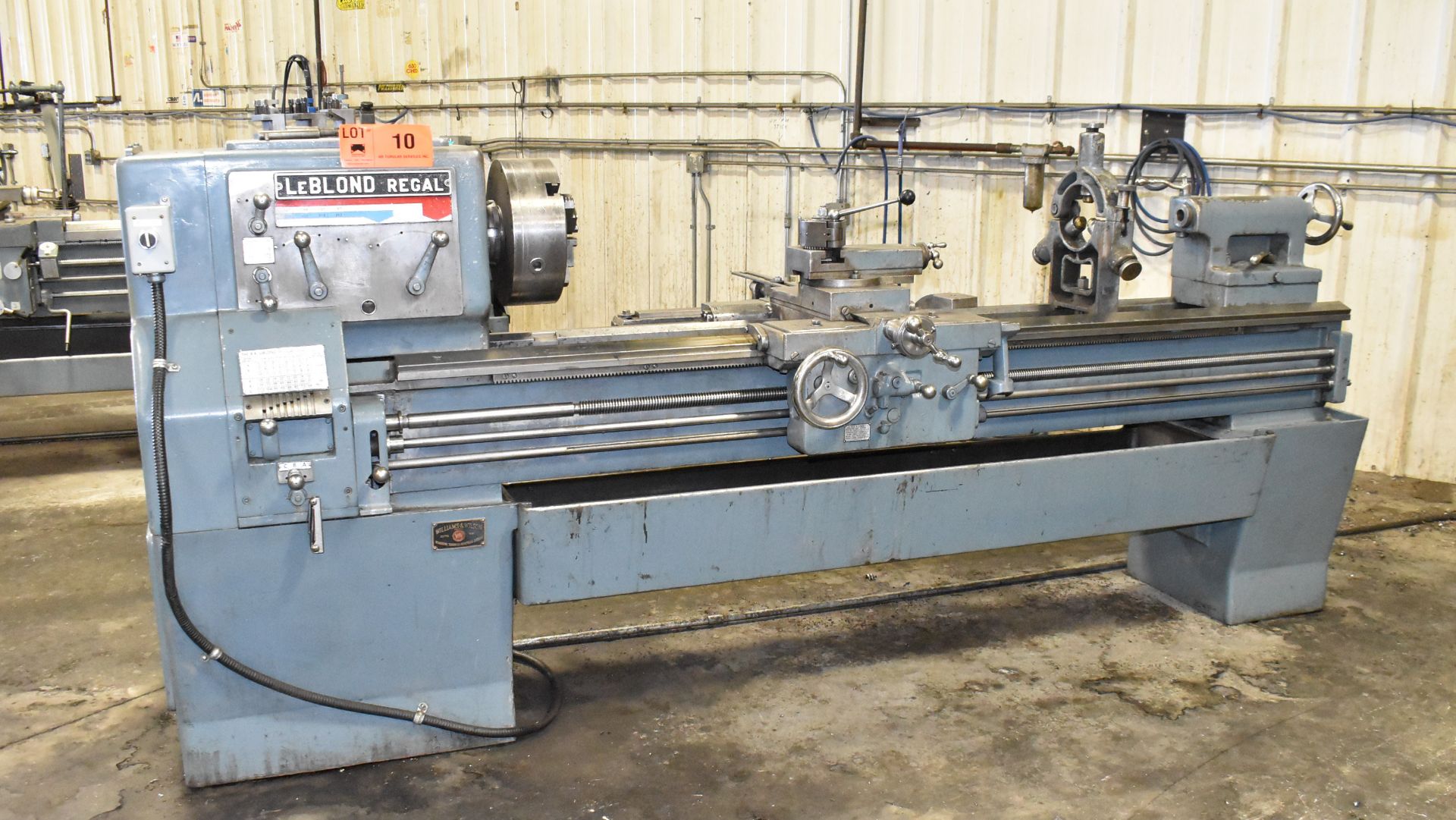 WILLIAM & WILSON LEBLOND REGAL LATHE WITH 22" SWING OVER BED, 67.5" BETWEEN CENTERS, 1.25" BORE,