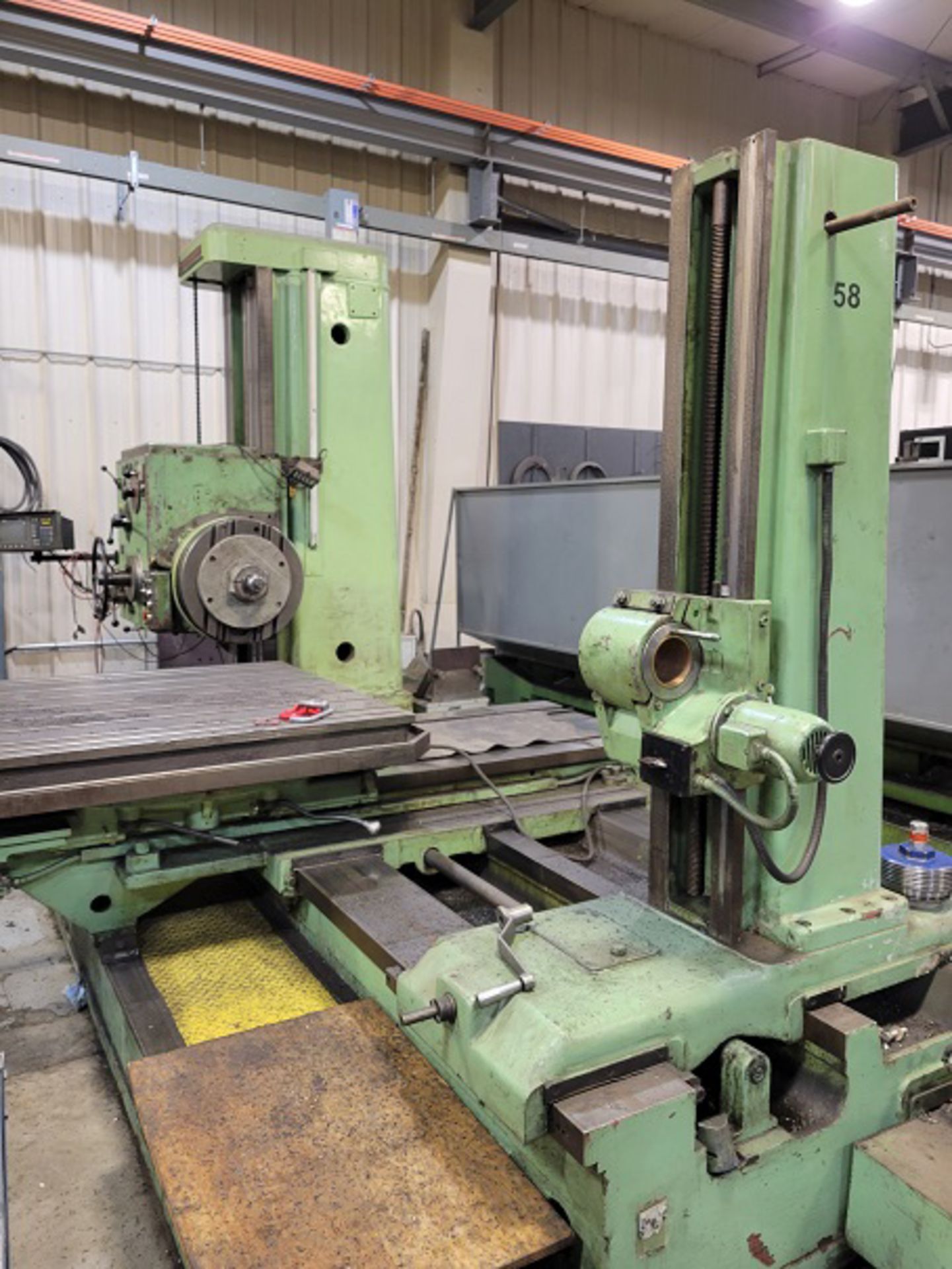 TOS VARNSDORF W100A TABLE TYPE HORIZONTAL BORING MILL WITH 4" SPINDLE, 49.2" X 49.2" ROTARY POWER - Image 12 of 19