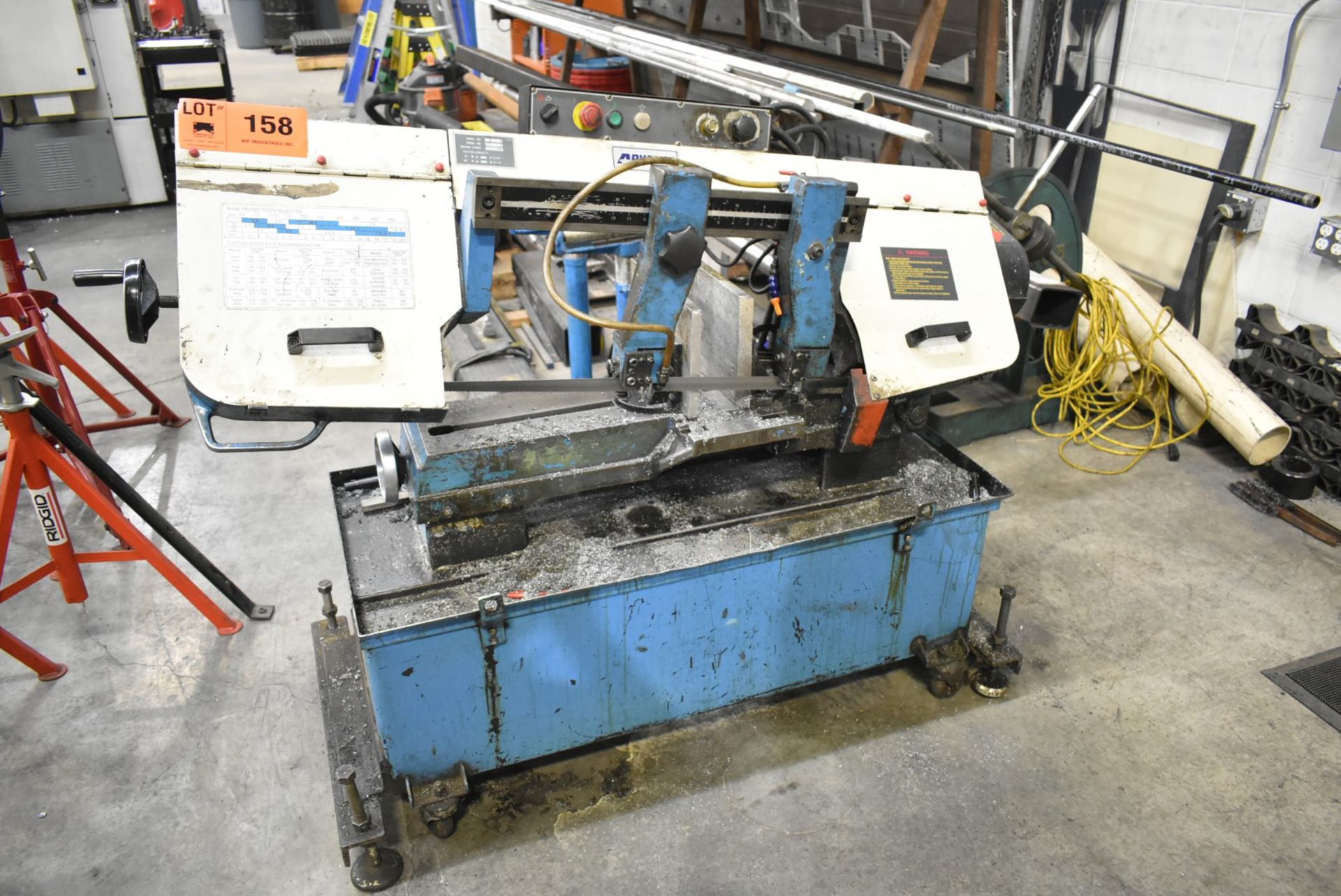 ADVANCE RF916B HORIZONTAL BAND SAW WITH 1.5HP, 9" THROAT S/N: 191231 (CI)