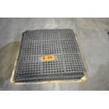 LOT/ RUBBER MATTS