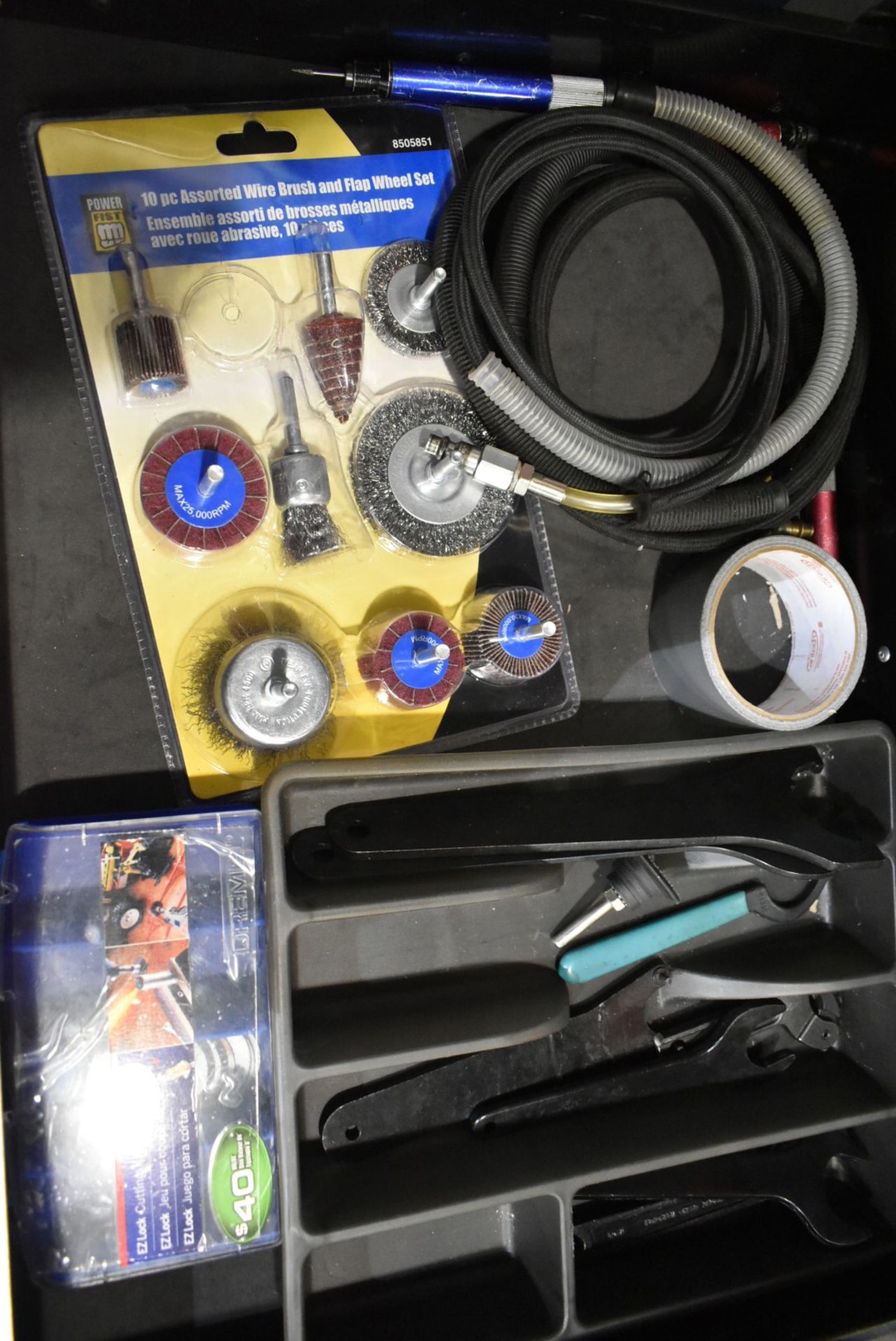 LOT/ TOOLBOX WITH CONTENTS CONSISTING OF HAND TOOLS, ZIP TIES, HELICOILS AND TAP SETS - Image 4 of 12