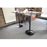 LOT/ STAND-UP DESK WITH STOOL (NO PC'S) [RIGGING FOR LOT #283 - $25 CAD PLUS APPLICABLE TAXES]