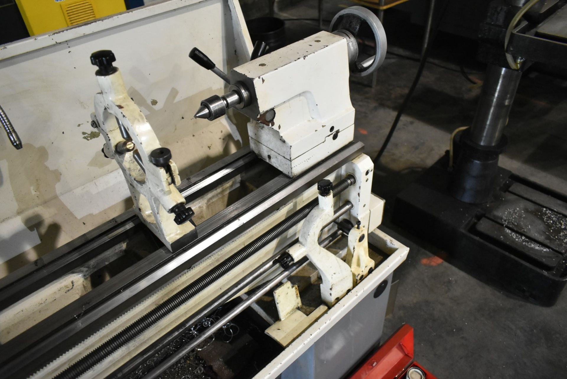 MODERN ML1440 GAP BED TOOLROOM LATHE WITH 14" SWING IN BED, 16" SWING IN THE GAP, 37" IN BETWEEN - Image 5 of 8