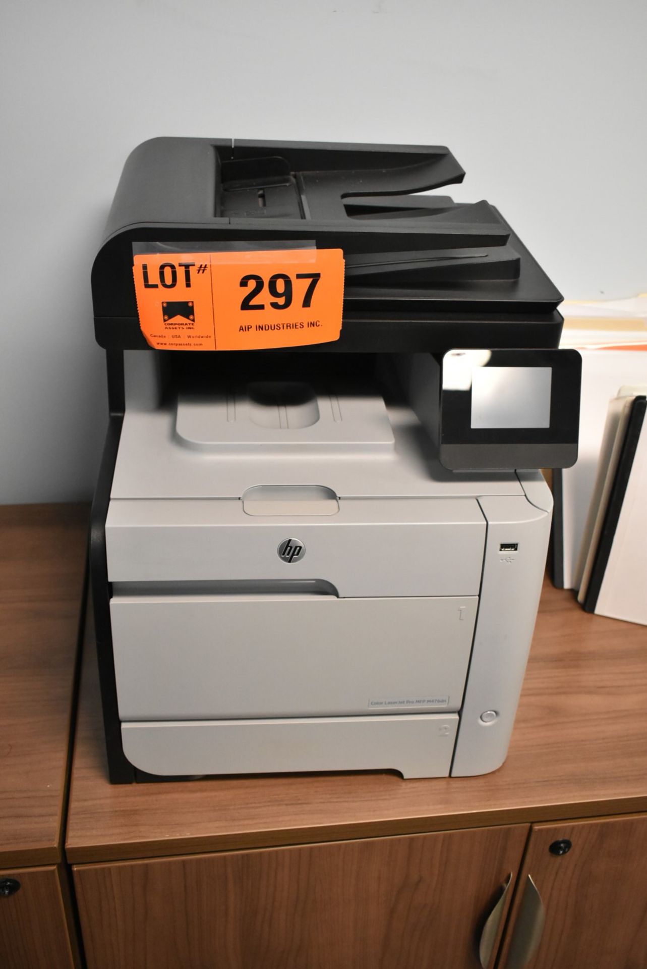 HP COLOR LASERJET PRO MFPM476DN OFFICE CENTER [RIGGING FOR LOT #297 - $25 CAD PLUS APPLICABLE