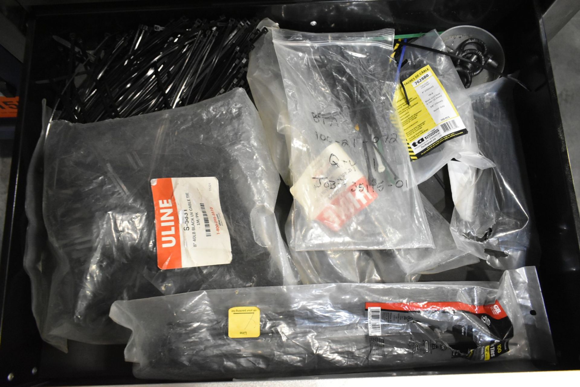 LOT/ TOOLBOX WITH CONTENTS CONSISTING OF HAND TOOLS, ZIP TIES, HELICOILS AND TAP SETS - Image 8 of 12