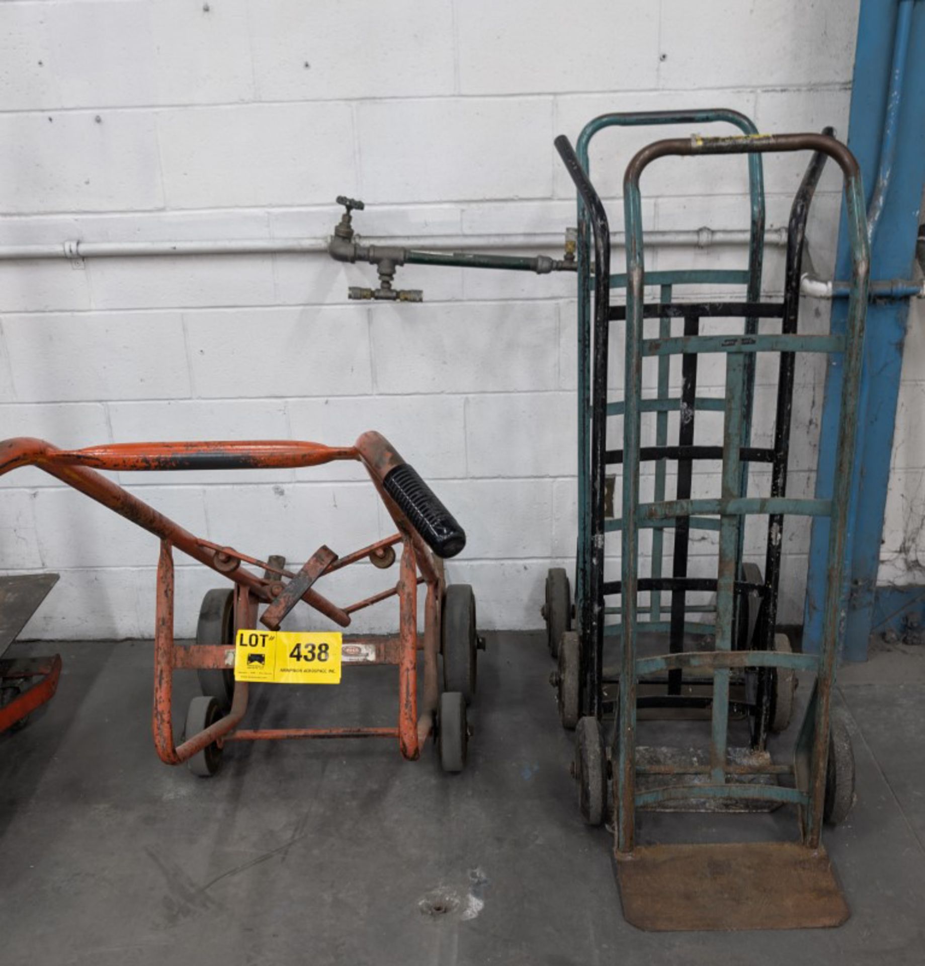 LOT/ BARREL DOLLY & HAND CARTS