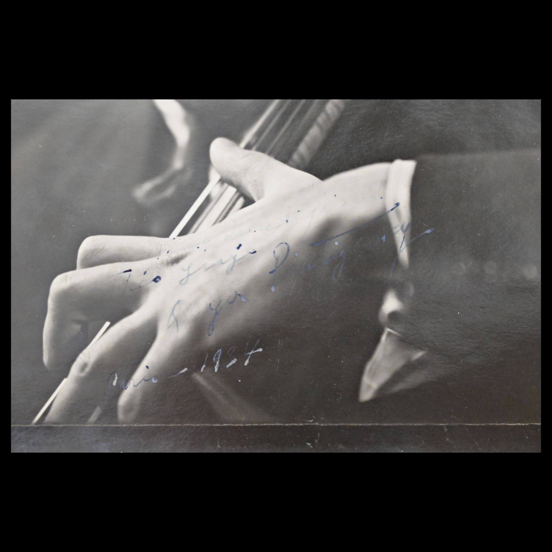 Photo of the famous cellist Gregor Piatigorsky with an autograph, Paris, 1934. - Image 4 of 5