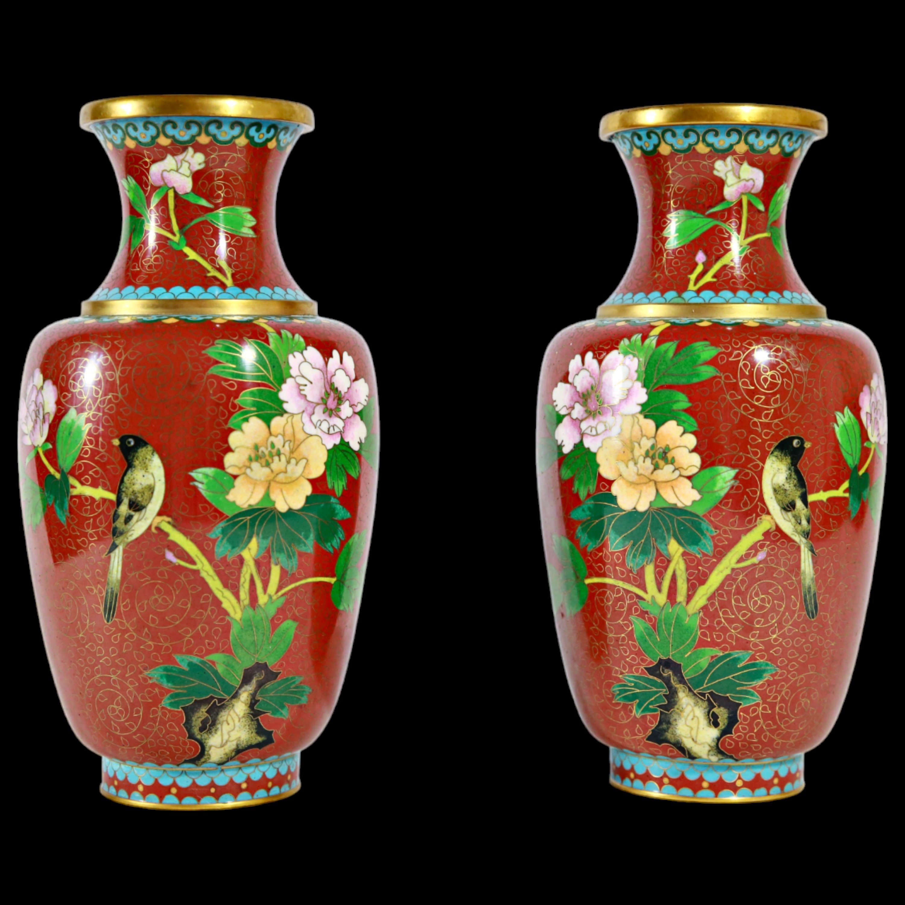 Pair of Fine Japanese Cloisonne Vases, Meiji / Taisho Era. - Image 19 of 20