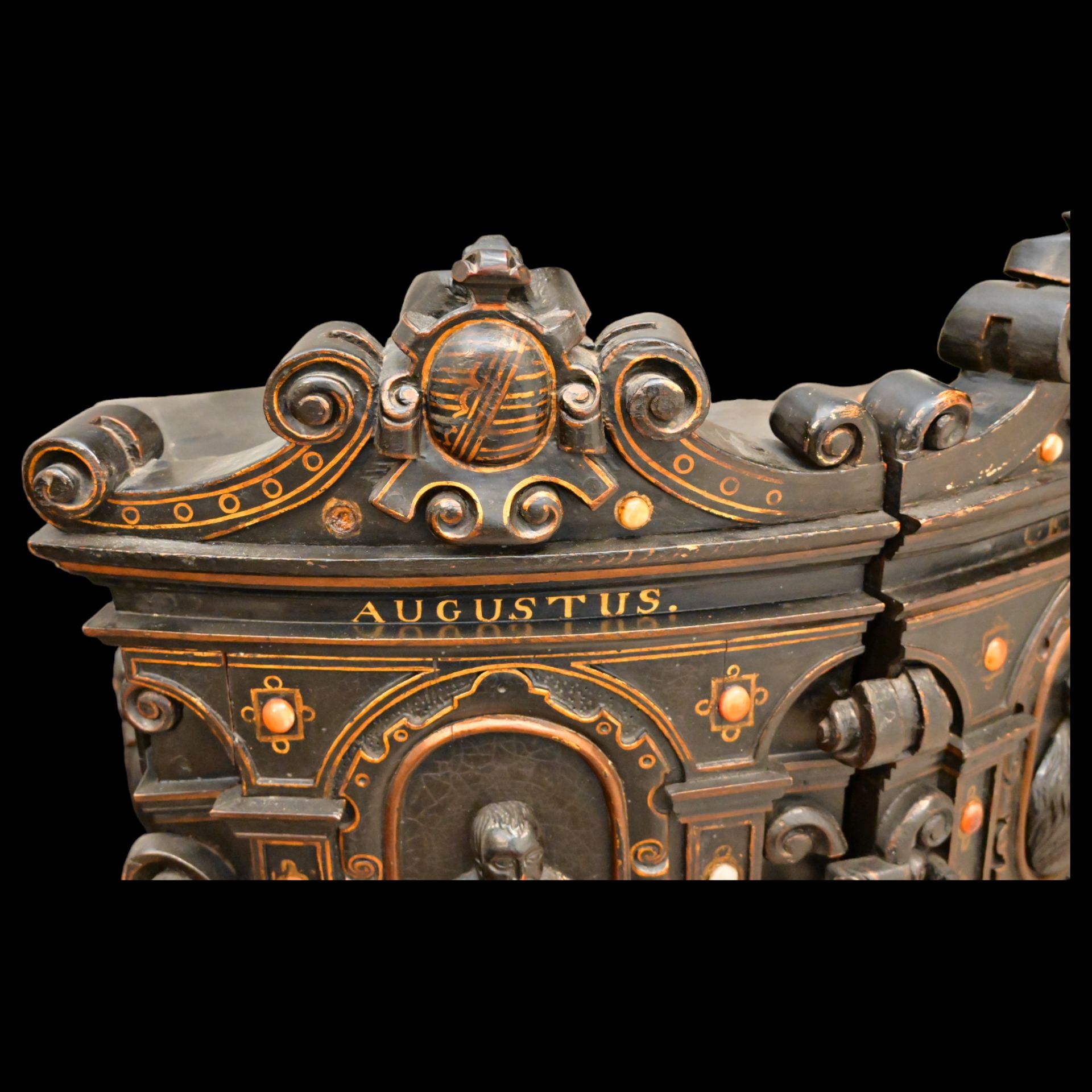 Extra rare 17th Century Carved Cabinet for relics from the castle in Dresden, Saxony, Germany. - Image 17 of 21