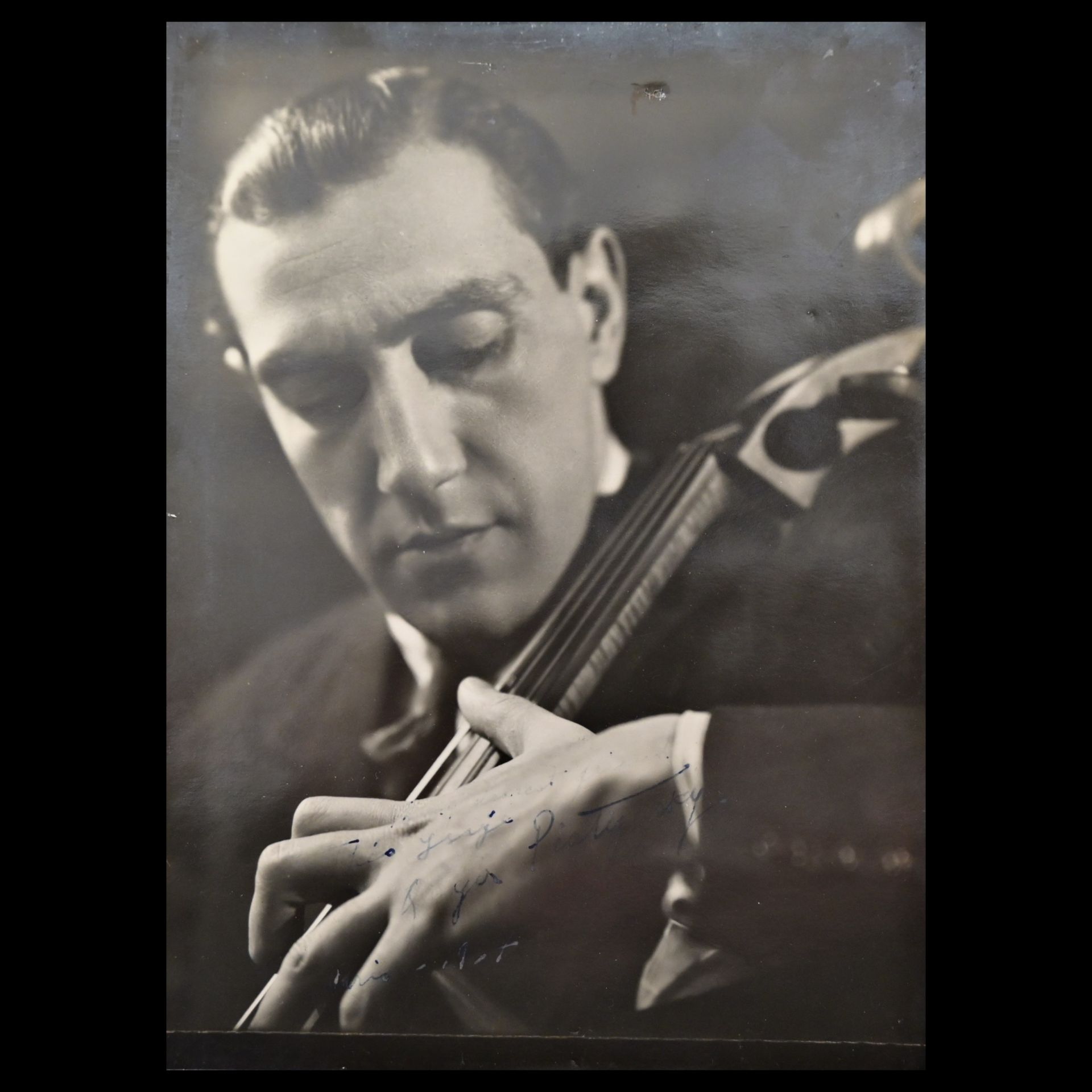 Photo of the famous cellist Gregor Piatigorsky with an autograph, Paris, 1934. - Image 2 of 5