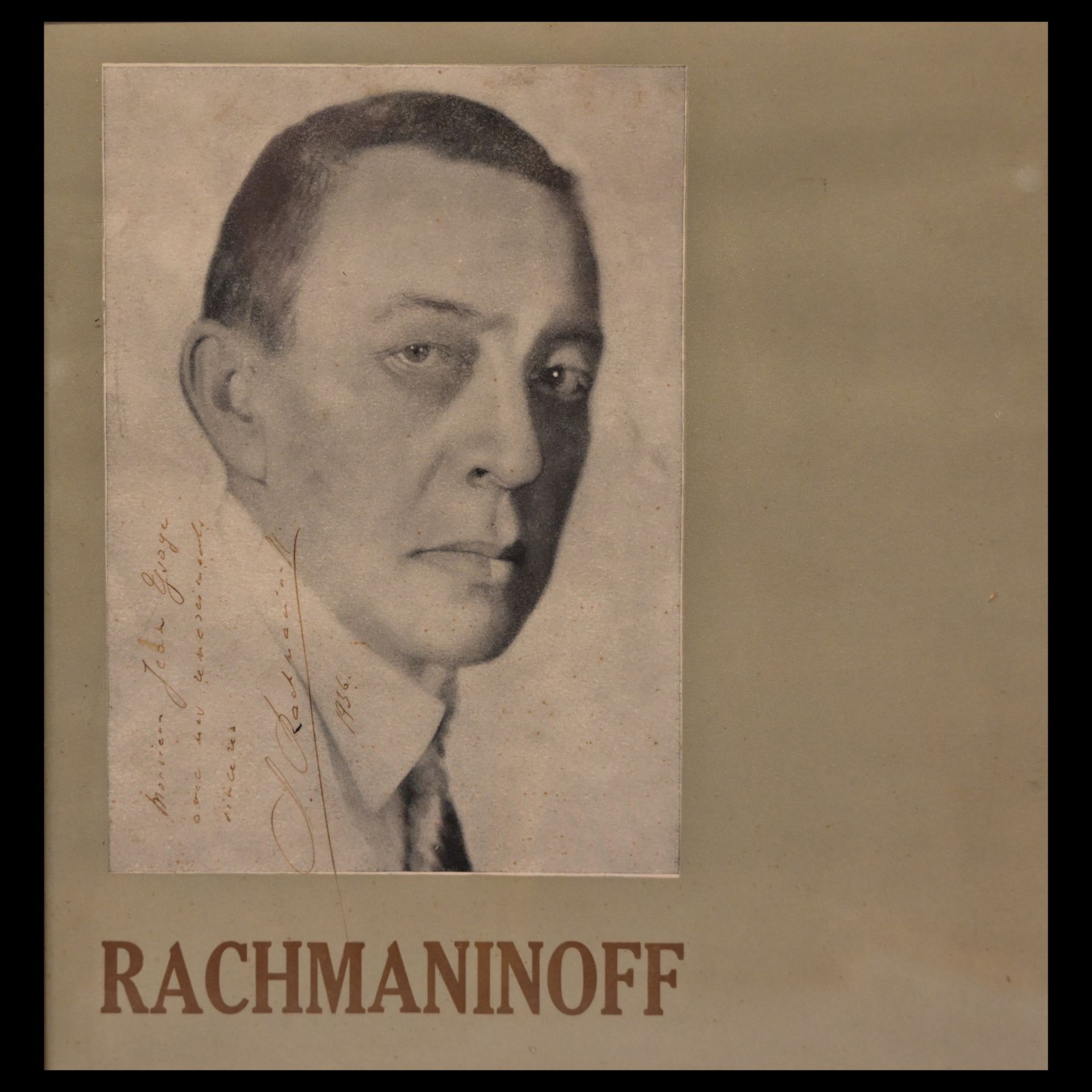 Photo of the famous Russian composer Sergei Vasilievich Rachmaninov with an autograph, 1936. - Bild 3 aus 4