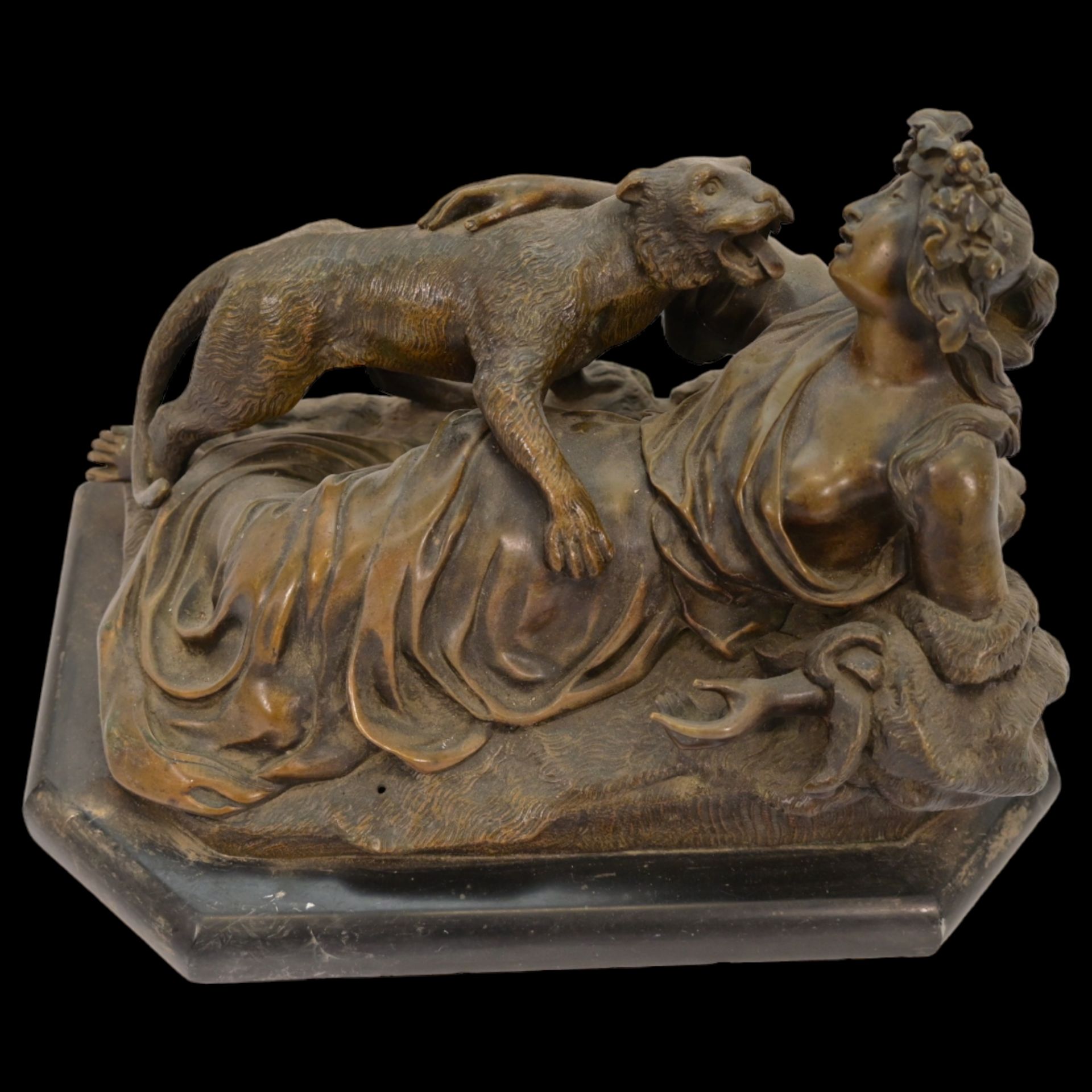 Bronze Sculpture of "Diana with Panther", France 19th century. - Bild 3 aus 4