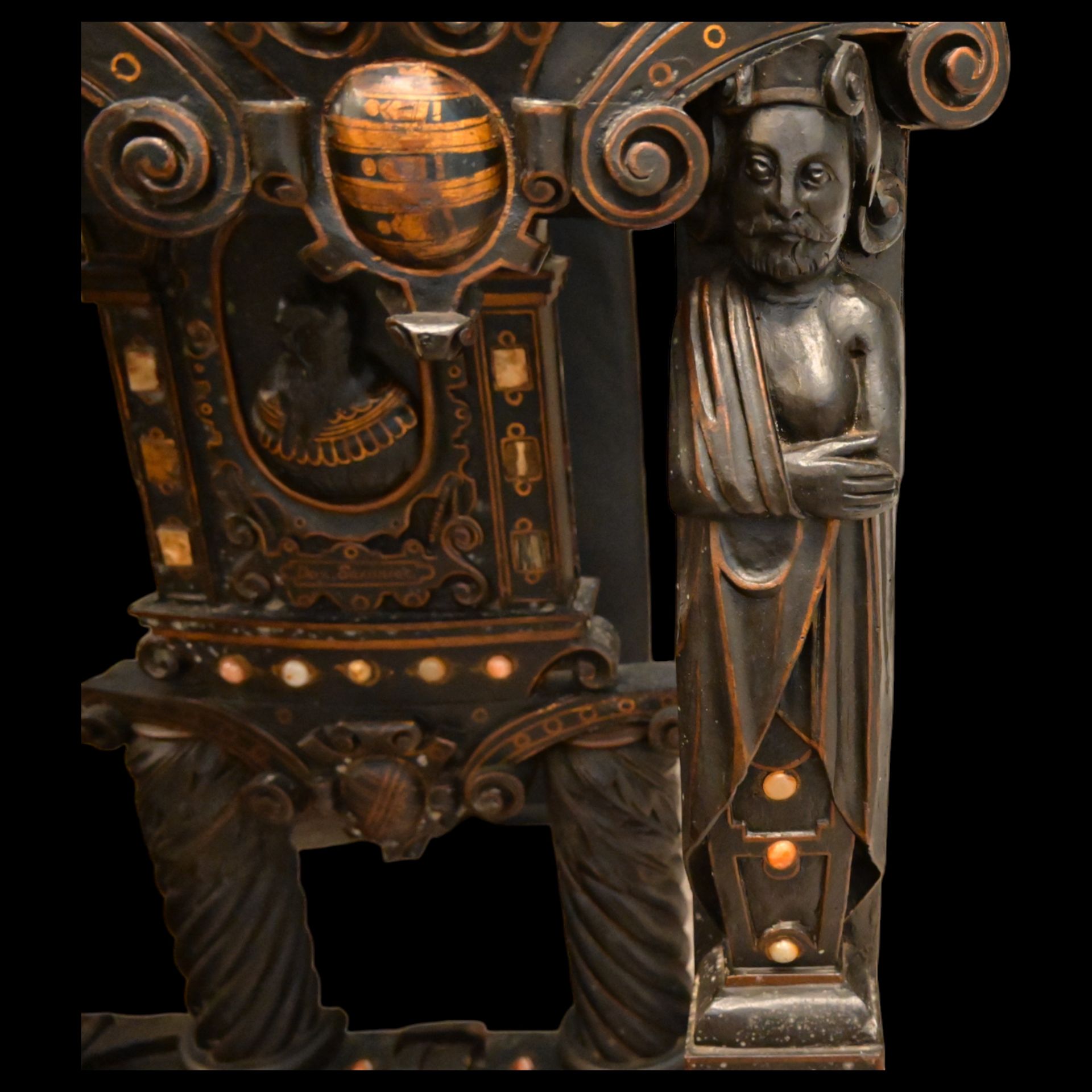 Extra rare 17th Century Carved Cabinet for relics from the castle in Dresden, Saxony, Germany. - Image 15 of 21