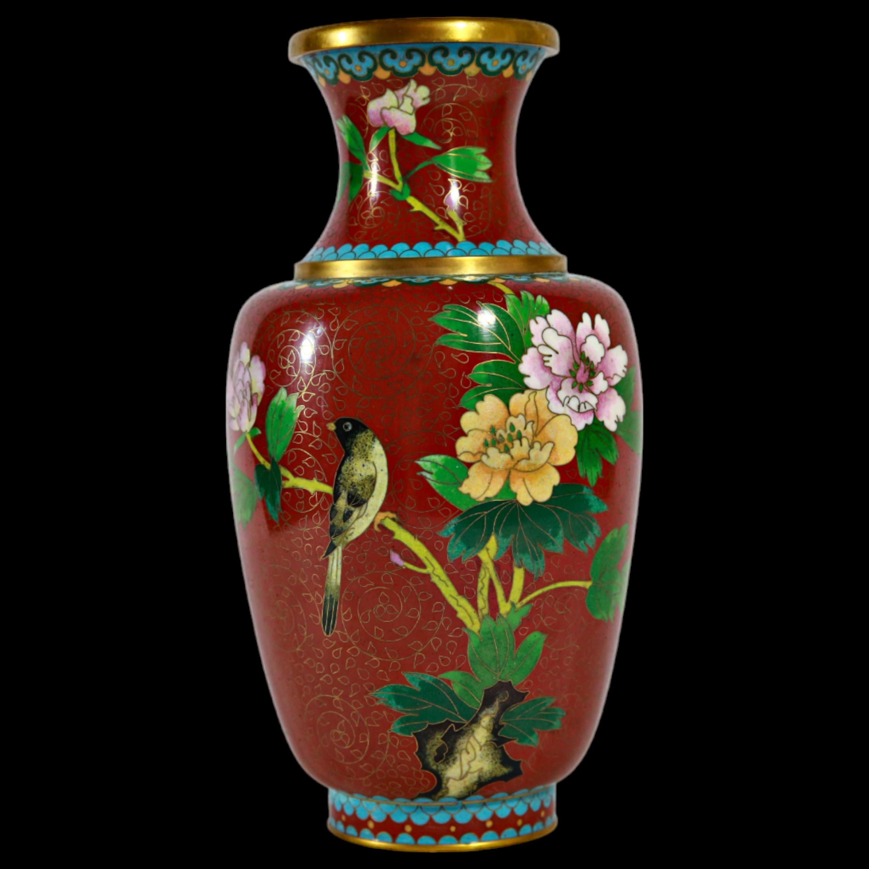 Pair of Fine Japanese Cloisonne Vases, Meiji / Taisho Era. - Image 3 of 20