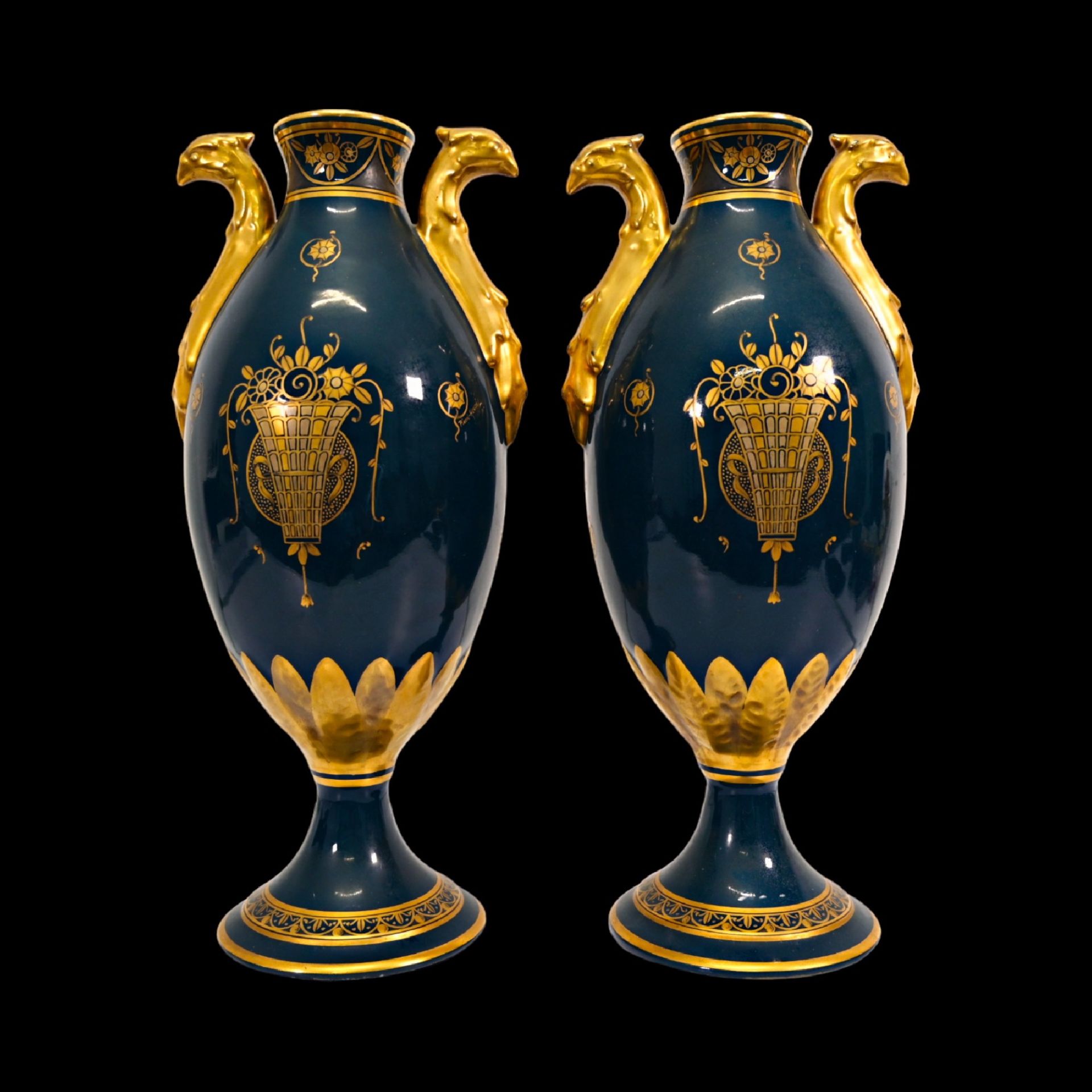 A pair of beautiful French Deco vases signed Pinon Heuze.