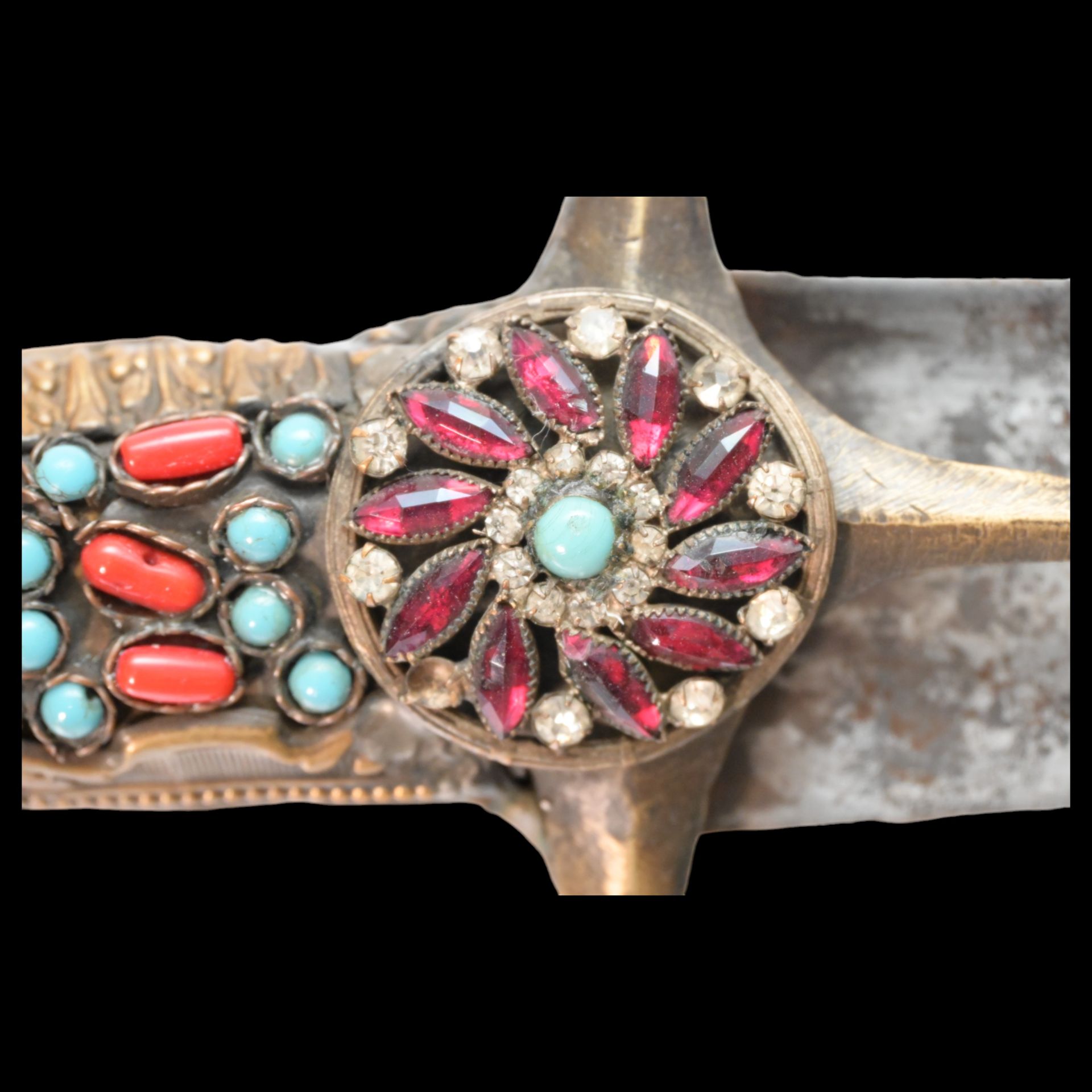 Rare Ottoman sword, Kilij, Pala, decorated with corals and turquoise, Turkey, Trabzon, around 1800. - Bild 5 aus 31