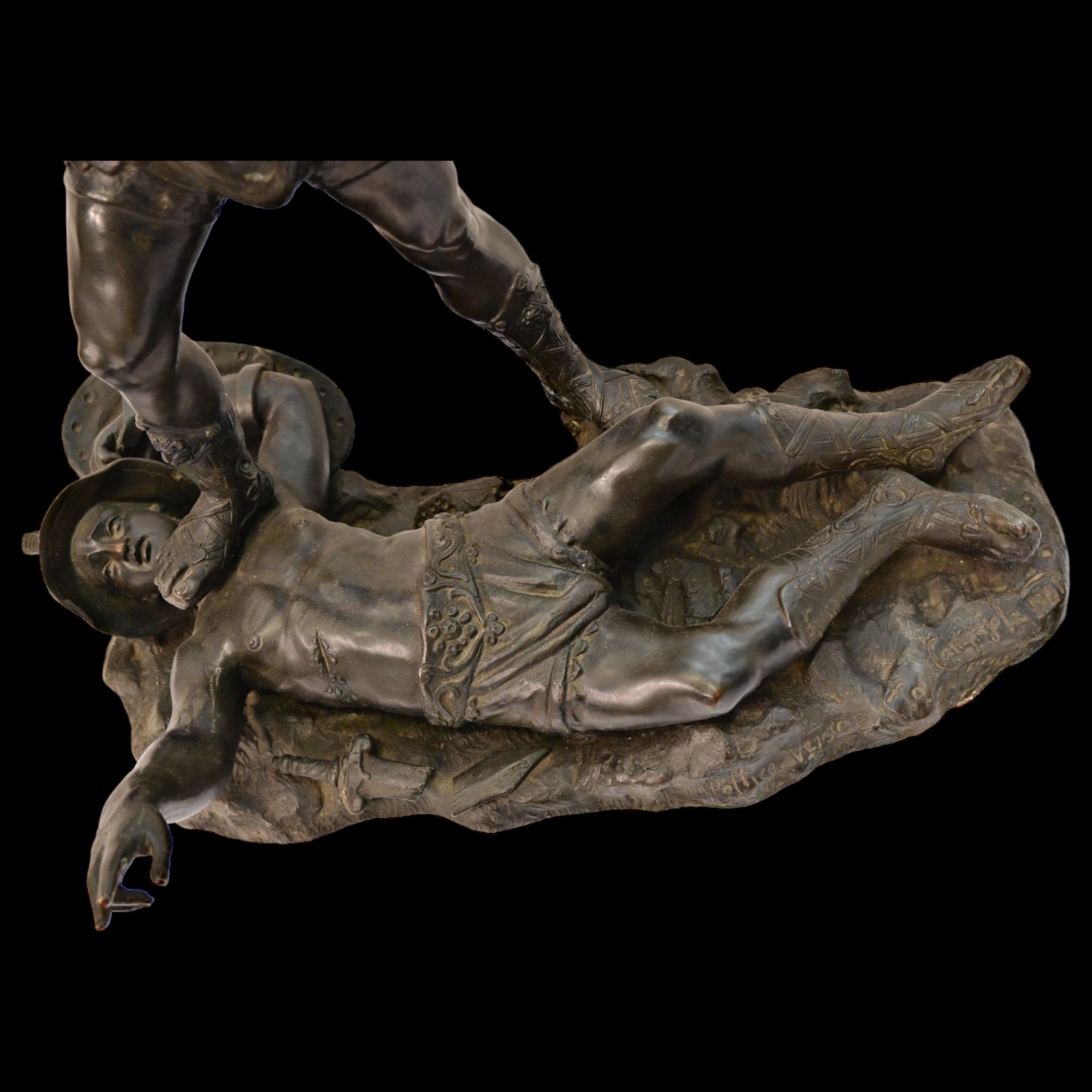 The bronze composition POLLIS VERSO GLADIATORS - Image 3 of 11