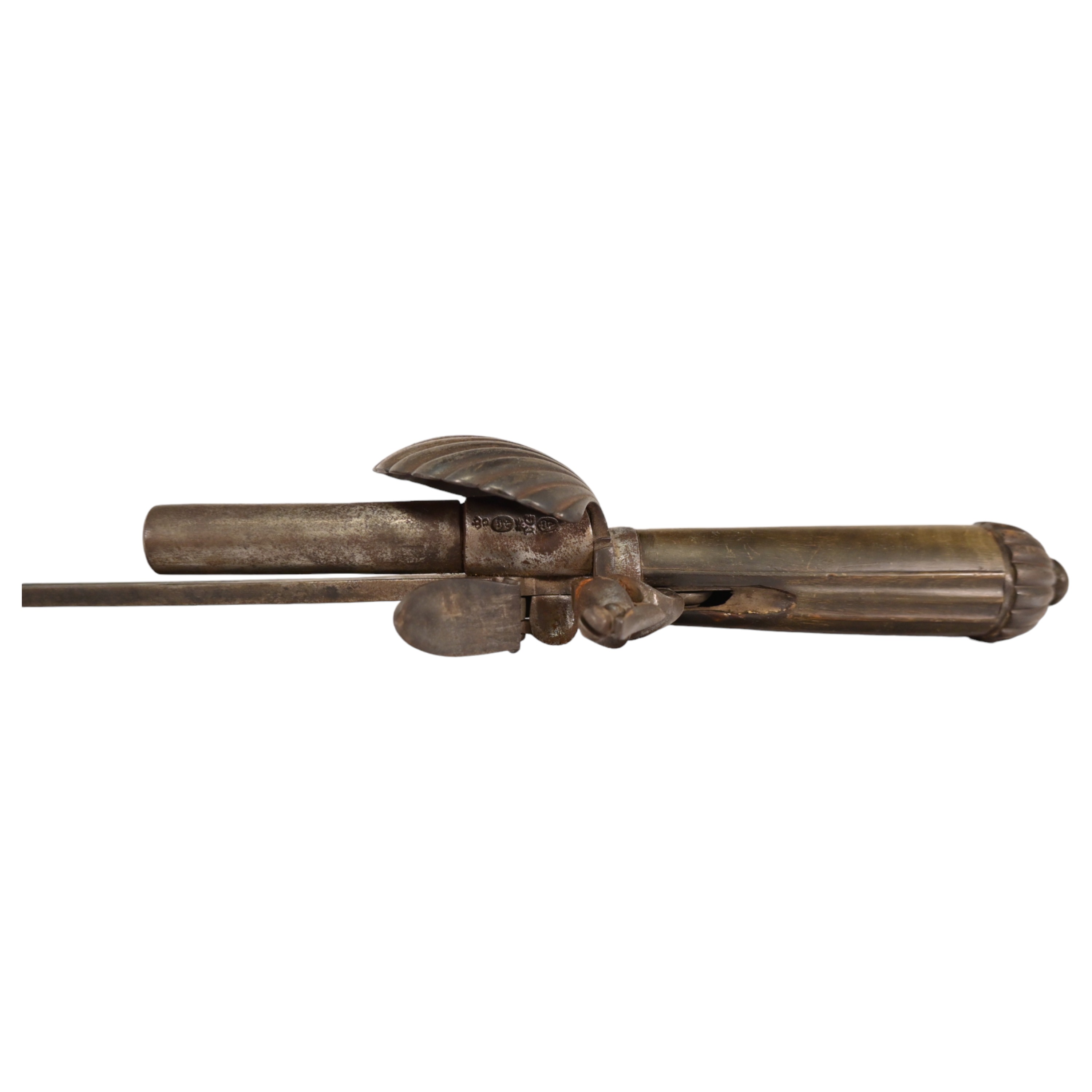 A FLINT LOCK HUNTING SWORD PISTOL WITH SHELL GUARD, IN THE ENGLISH TASTE, LAST HALF 18TH CENTURY. - Image 10 of 13