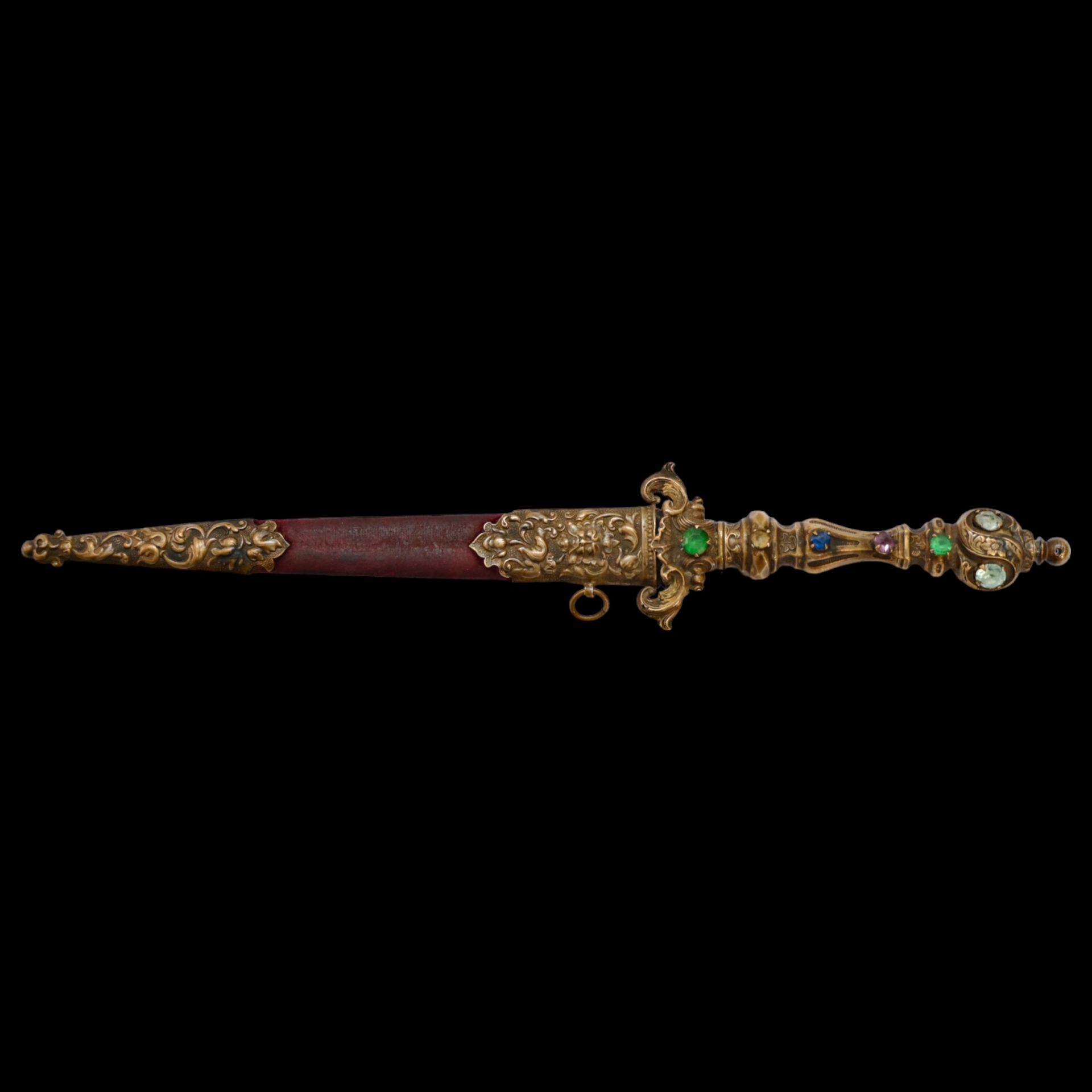 A Very high quality Dagger Renaissance Style Brass with inlaid colored stones, 19th century. - Bild 2 aus 9