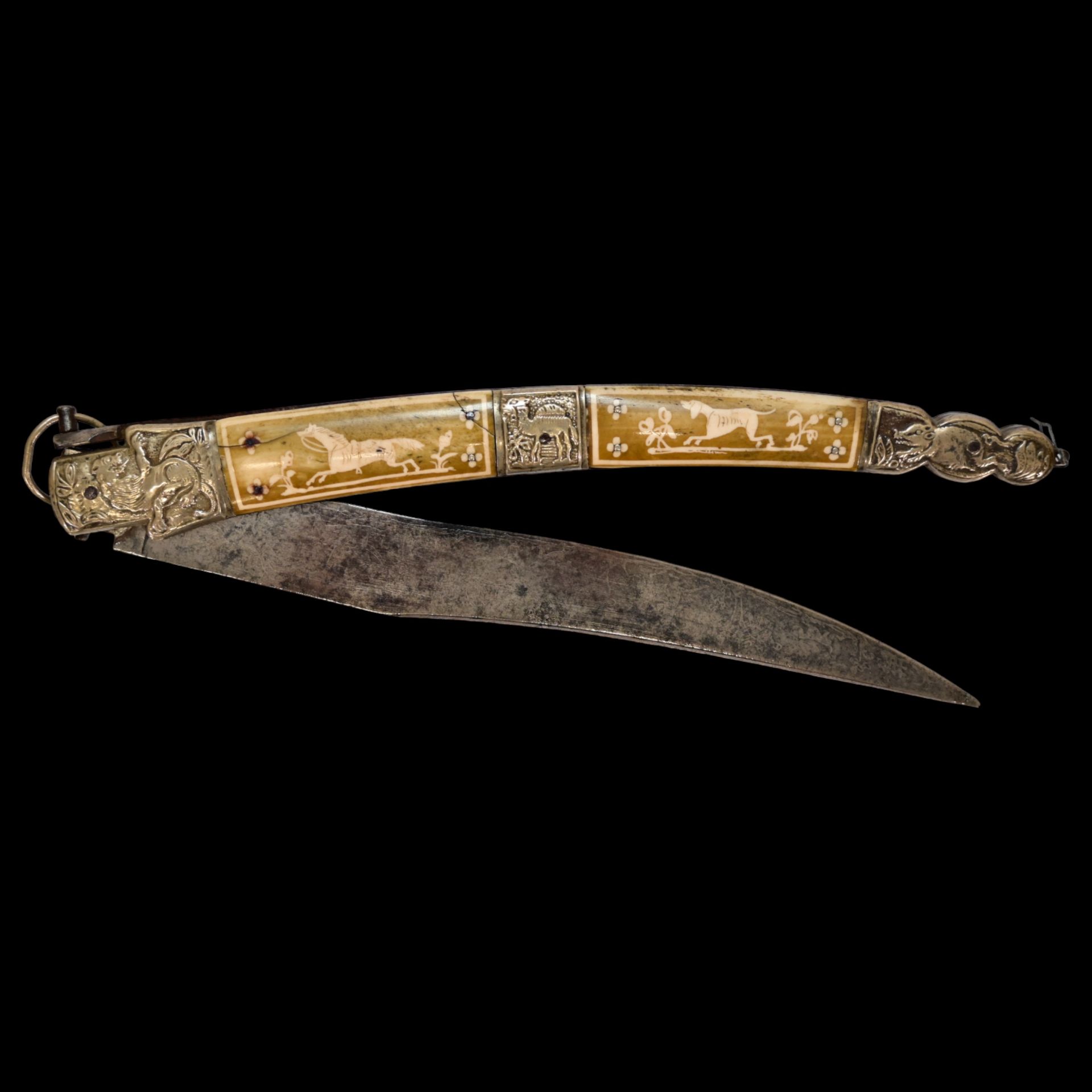 A large Spanish navaja, circa 1900. The steel blade is decorated with etching. - Image 14 of 15