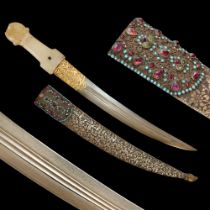 Very rare Dagger with jade handle, Wootz blade, precious stones and gold, Ottoman Empire, 18th C.
