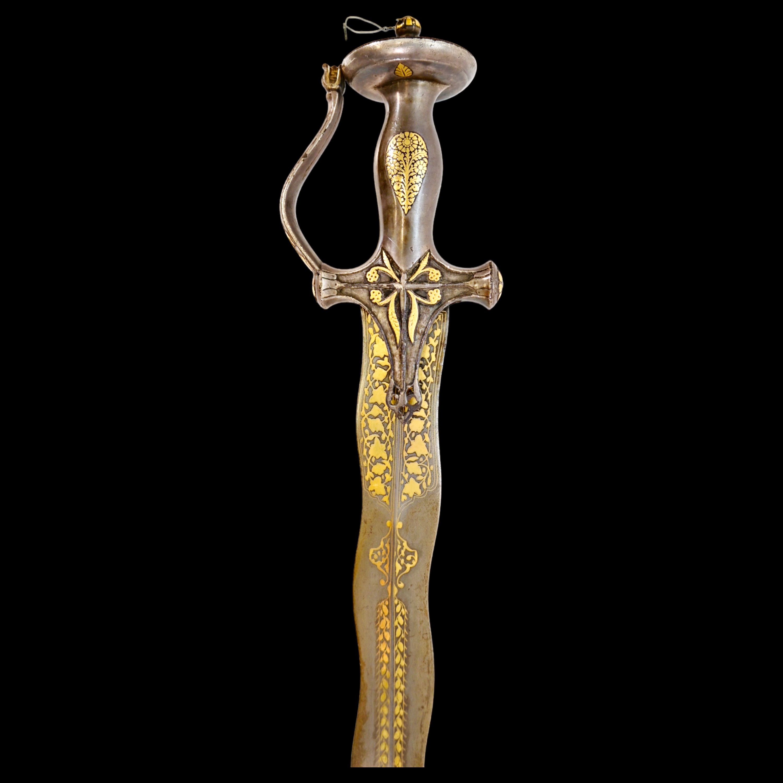 Beautiful Mughal shamshir with wootz blade and golden kofgari, 18-19 century. - Image 13 of 30