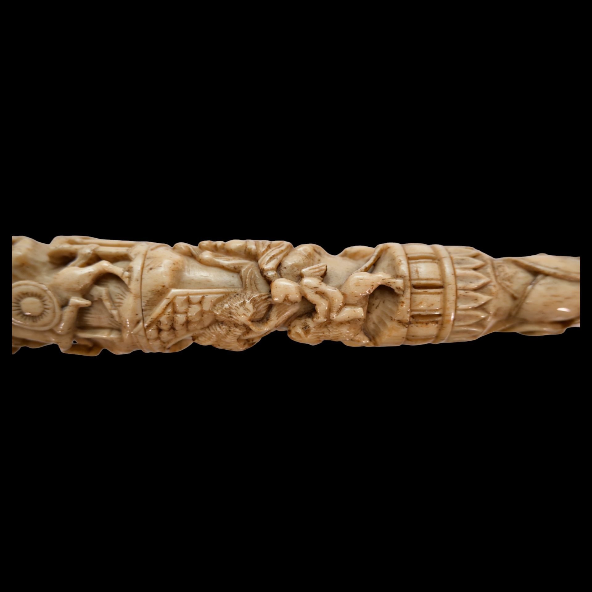 A Rare French nobleman's dagger, hilt and scabbard carved from bone, 19th century. - Bild 8 aus 18