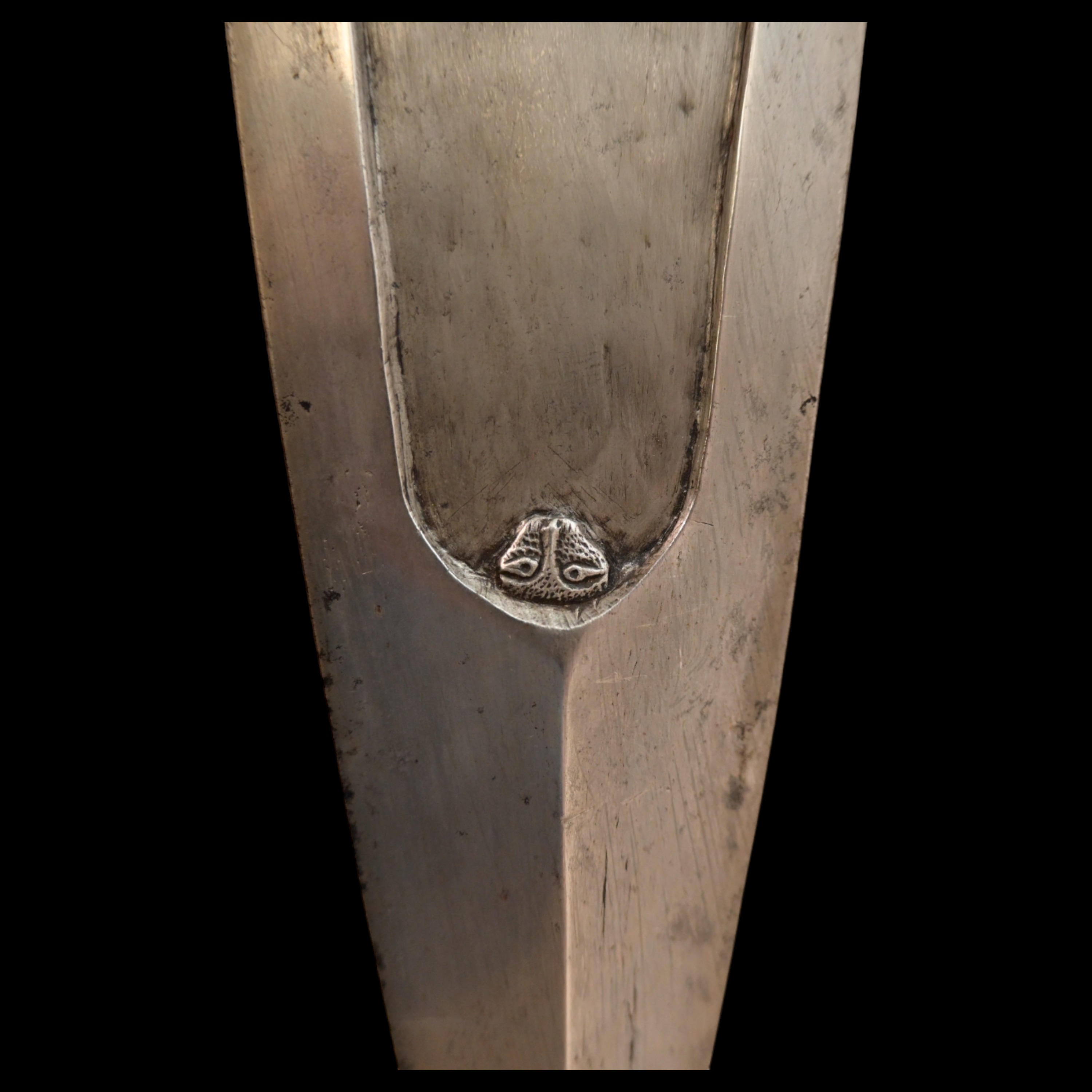Beautiful 18 century Indian Katar dagger. - Image 7 of 12