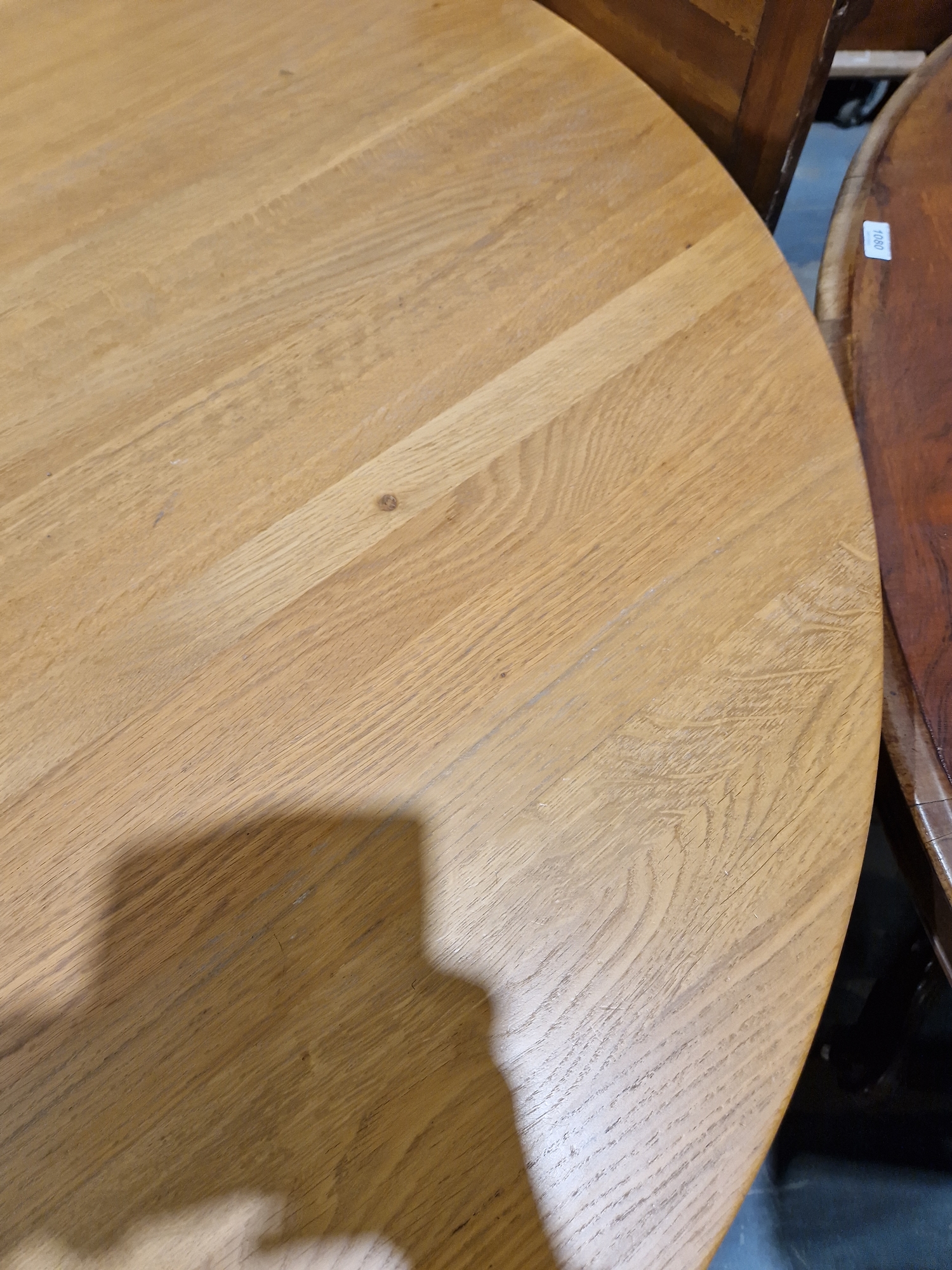 Light oak dining table of circular form, with turned column and circular foot, 73cm high x 121cm - Image 3 of 15