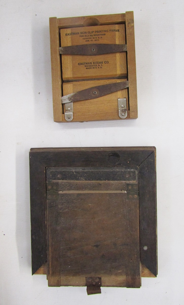 Early 20th century negative enlarger demonstration kit with instructions, with wooden photographic - Image 4 of 7