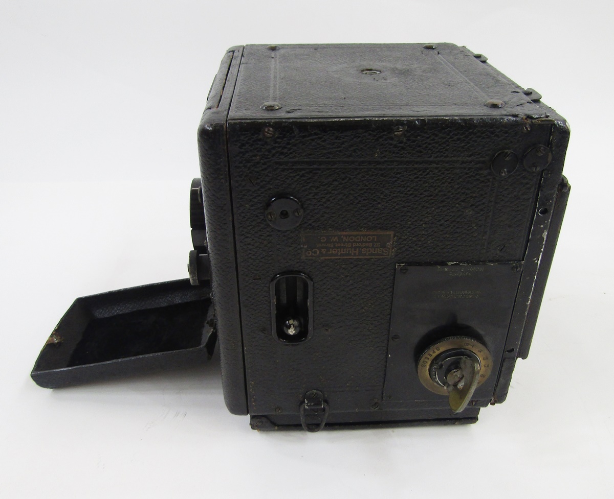 Early 20th century Sands Hunter & co Ensign Popular reflex camera, patent 15548-08, with Carl - Image 3 of 8