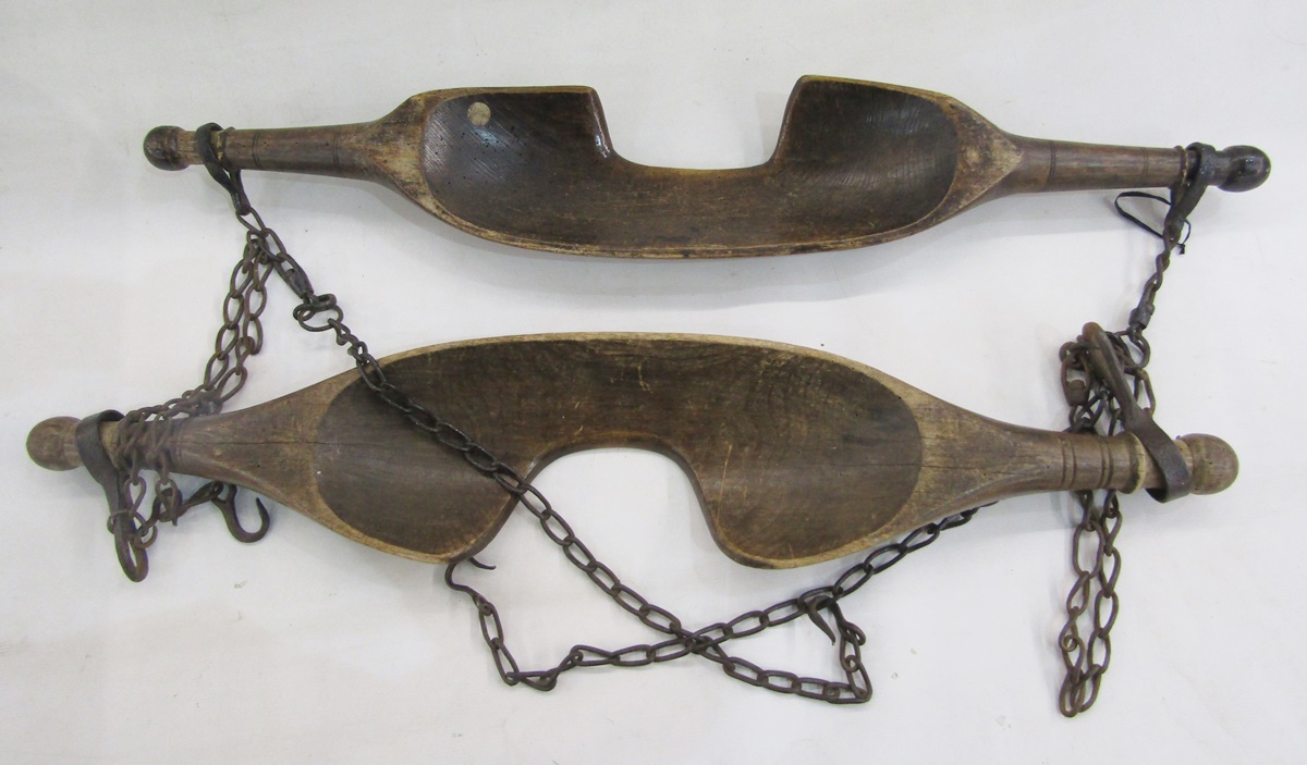 Two turned vintage wooden yokes and chains (2) - Image 2 of 5