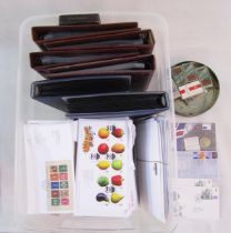 GB stamps: Boxed accumulation of 500+ first day covers, mostly Philatelic Bureau 1980s-2000s