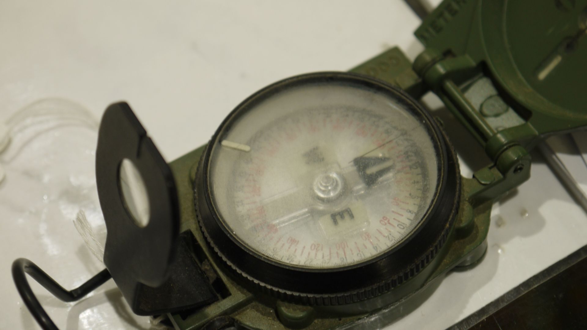 German 'Original Bezard' 1940s pocket compass in military style case and a U.S. military issue - Image 10 of 11