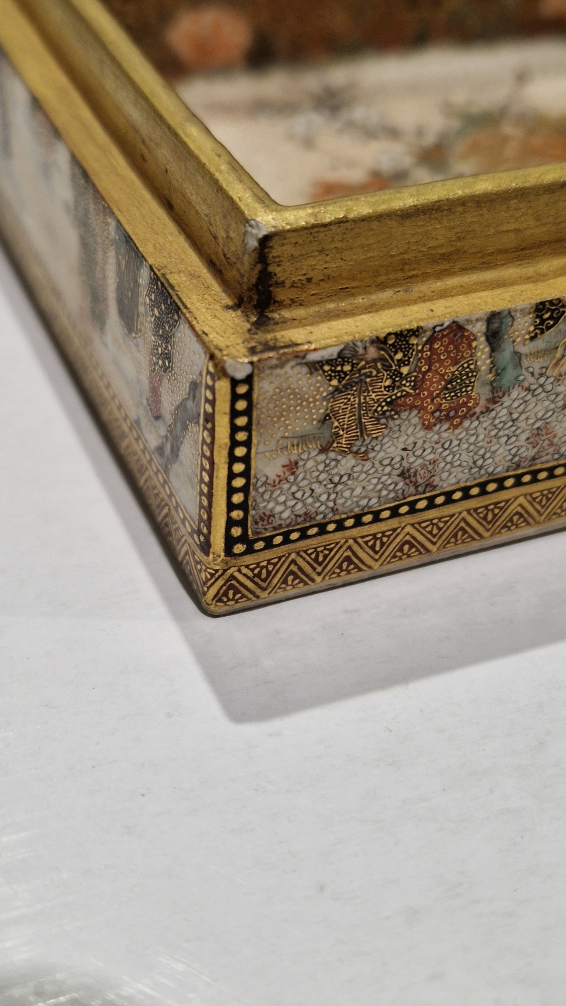 Japanese Meiji period (1868-1912) satsuma rectangular box, the interior painted with - Image 8 of 20